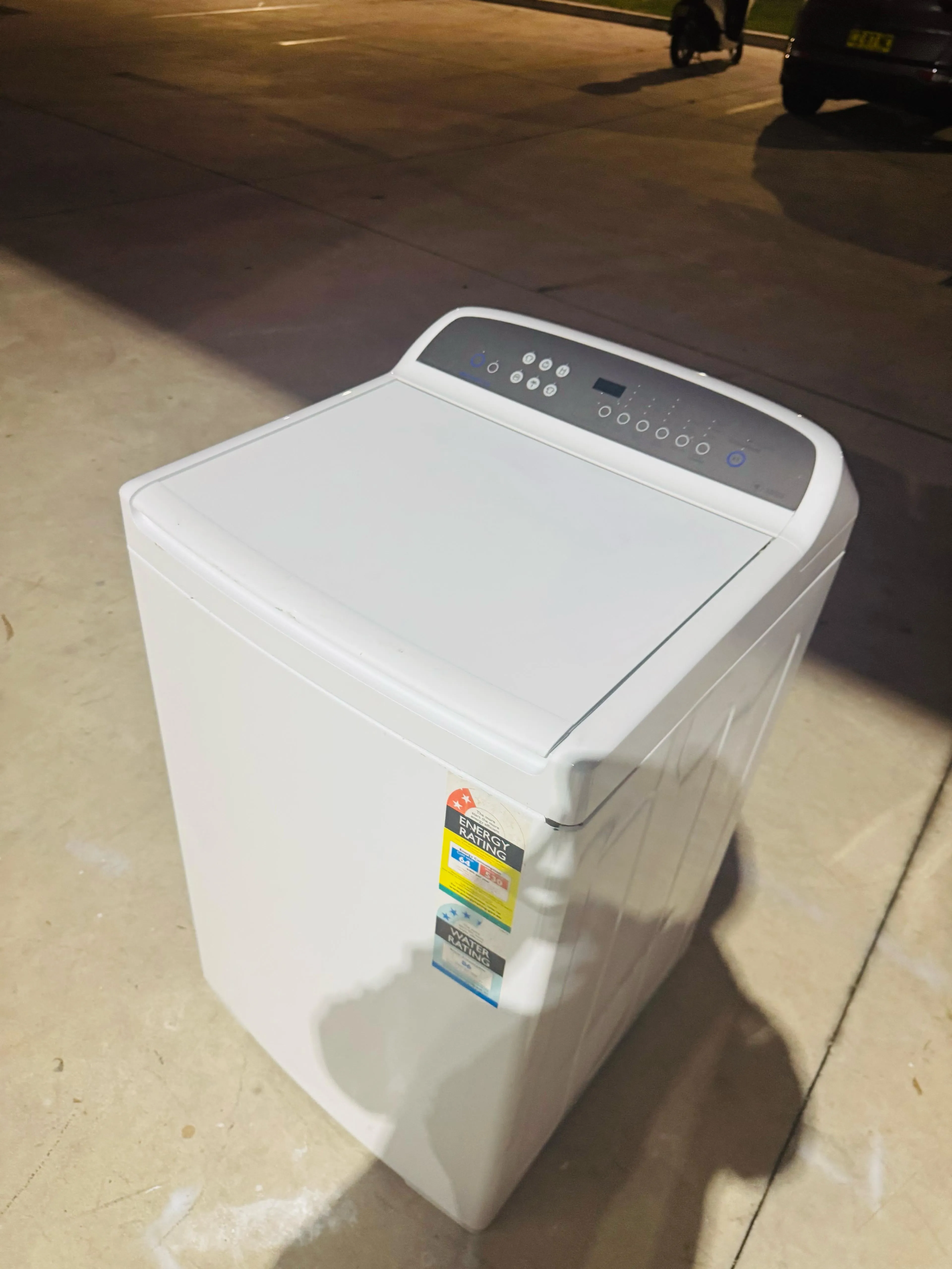 **FISHER & PAYKEL 7KGS TOP LOADER WASHING MACHINE**