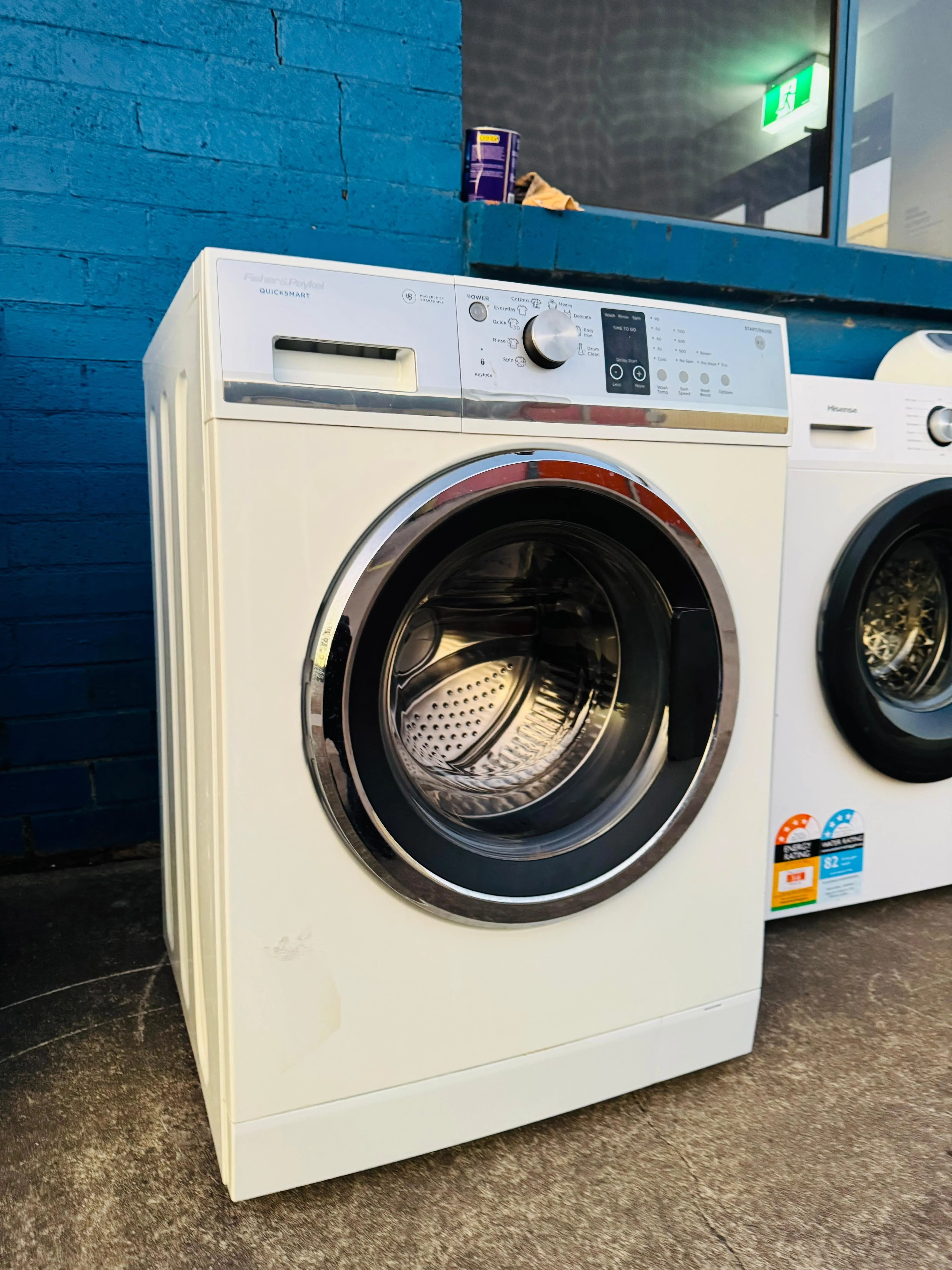 **FISHER & PAYKEL 8.5 KGS FRONT LOADER WASHING MACHINE**