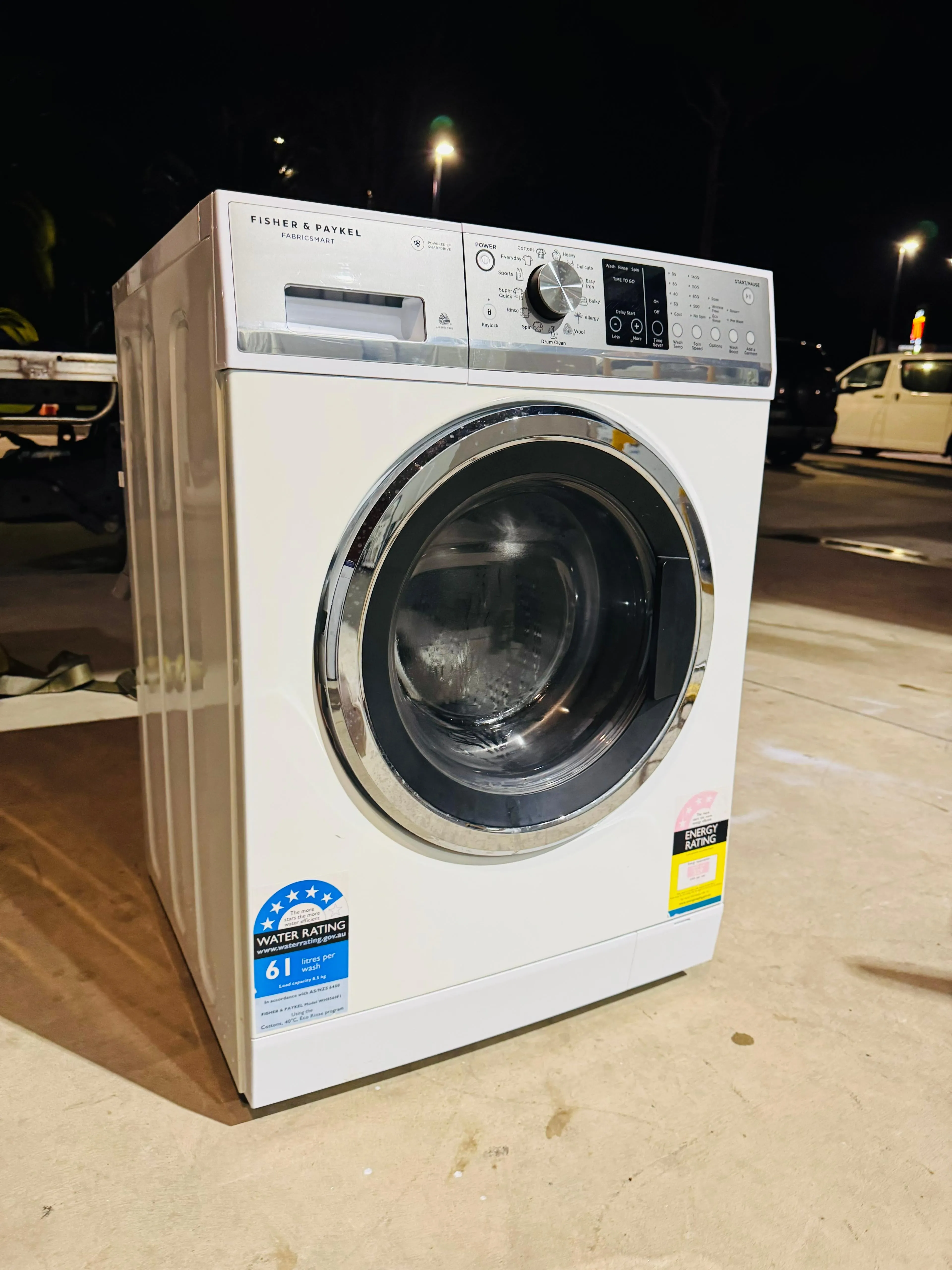 **FISHER & PAYKEL 8.5KGS FRONT LOADER WASHING MACHINE**
