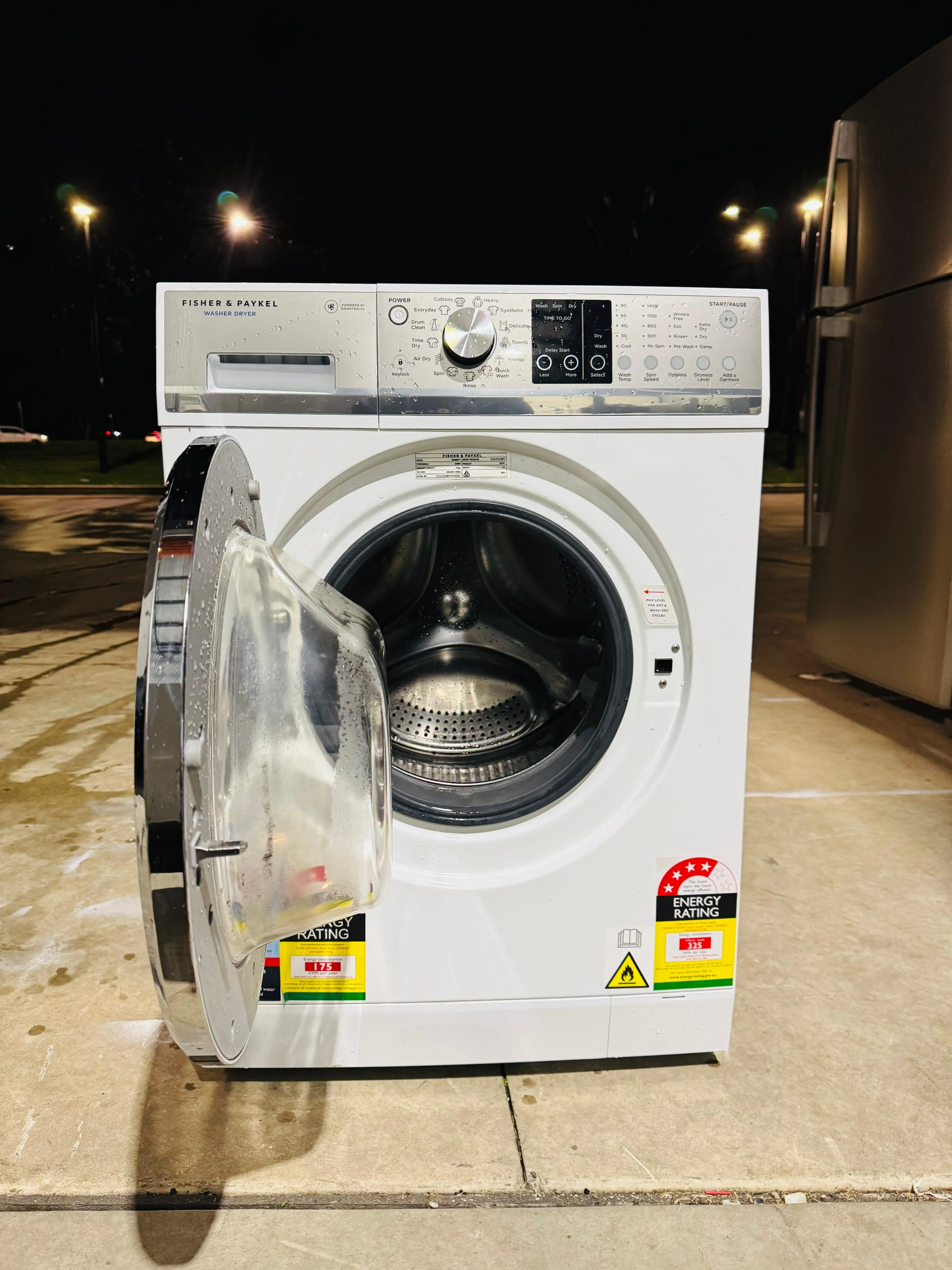 **FISHER & PAYKEL 8.5KGS FRONT LOADER WASHING MACHINE**