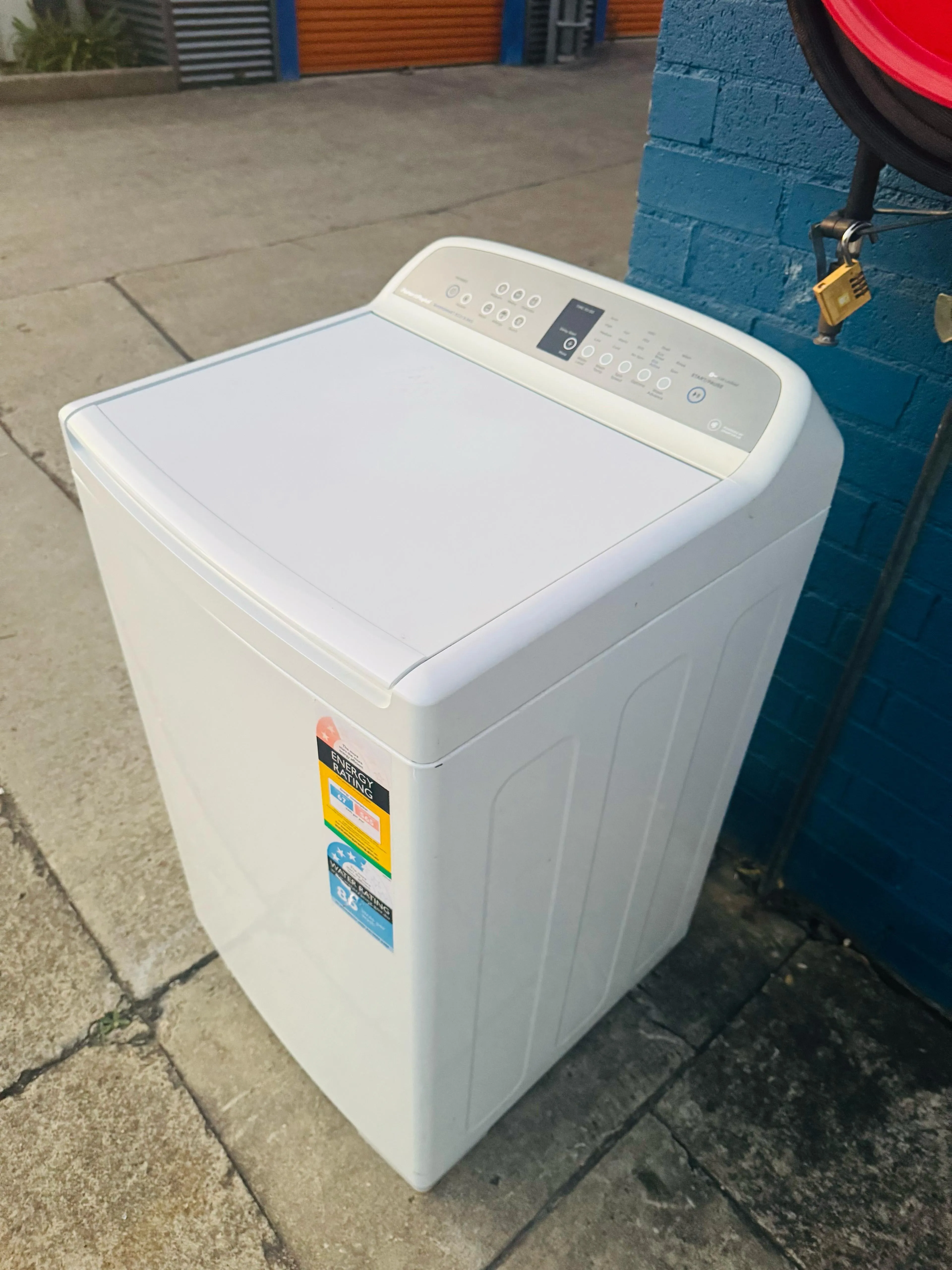 **FISHER & PAYKEL 8.5KGS FRONT LOADER WASHING MACHINE**