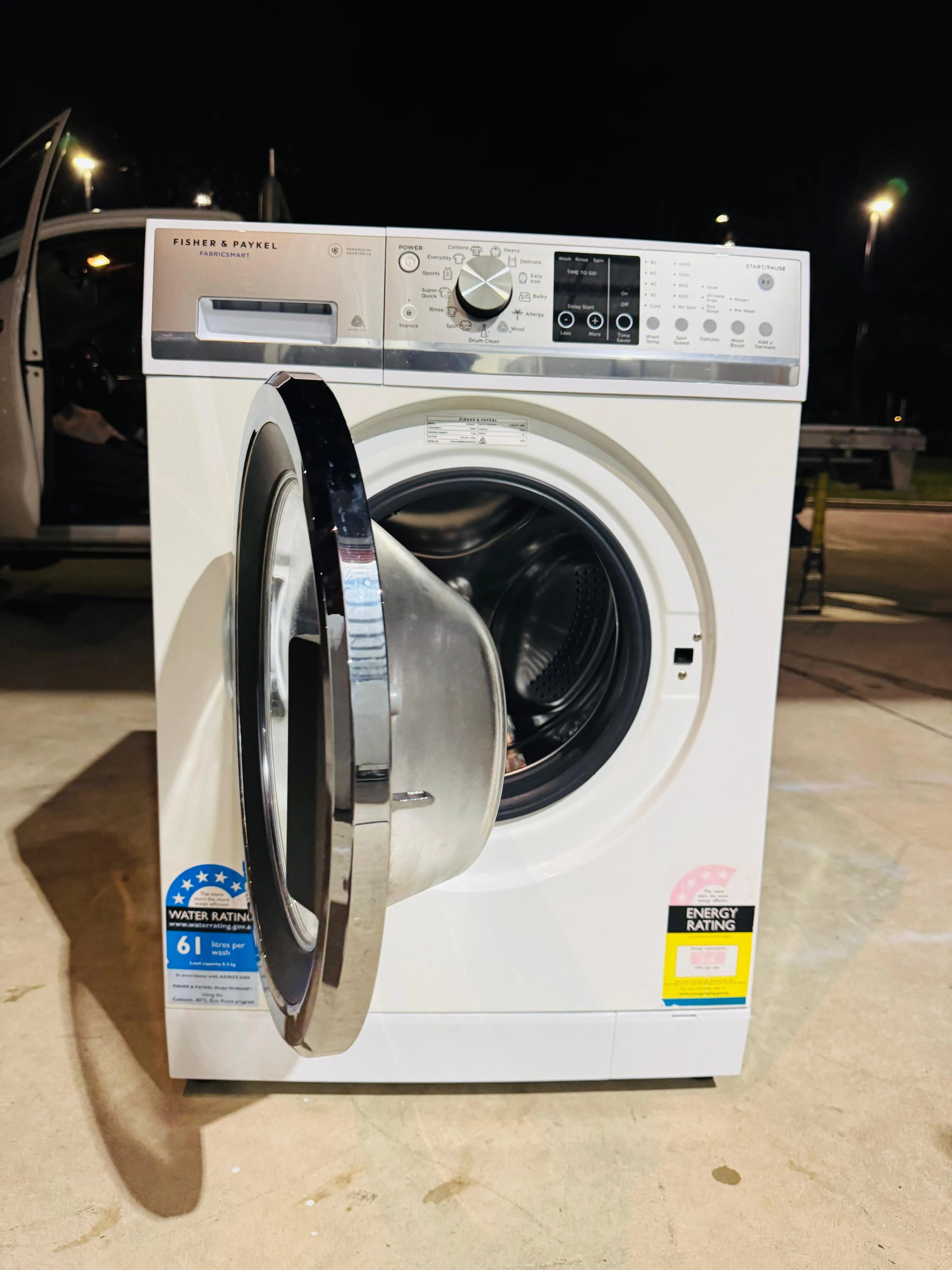 **FISHER & PAYKEL 8.5KGS FRONT LOADER WASHING MACHINE**