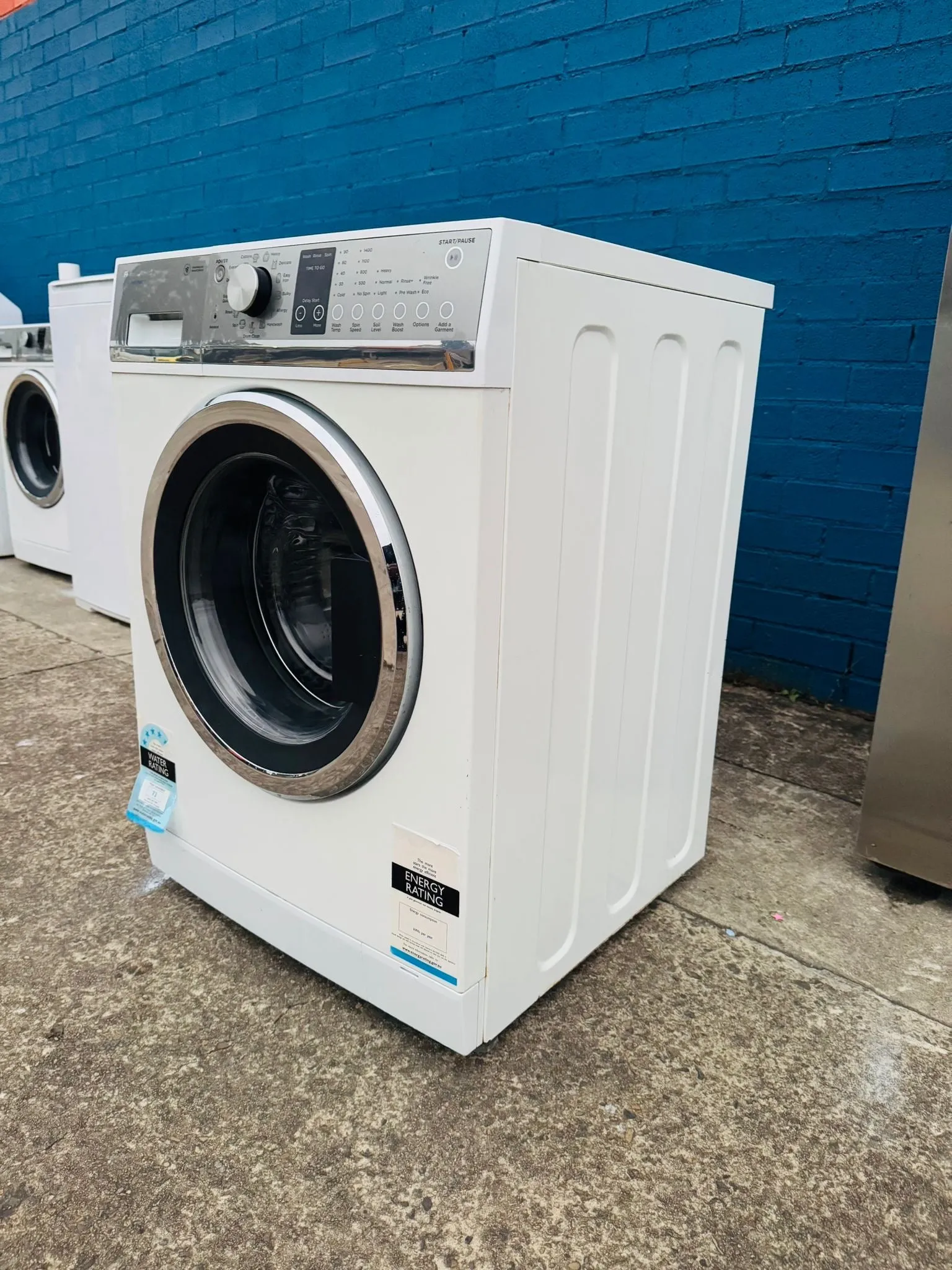 **FISHER & PAYKEL 8.5KGS FRONT LOADER WASHING MACHINE**