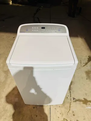 **FISHER & PAYKEL 8.5KGS TOP LOADER WASHING MACHINE** FREE DELIVERY