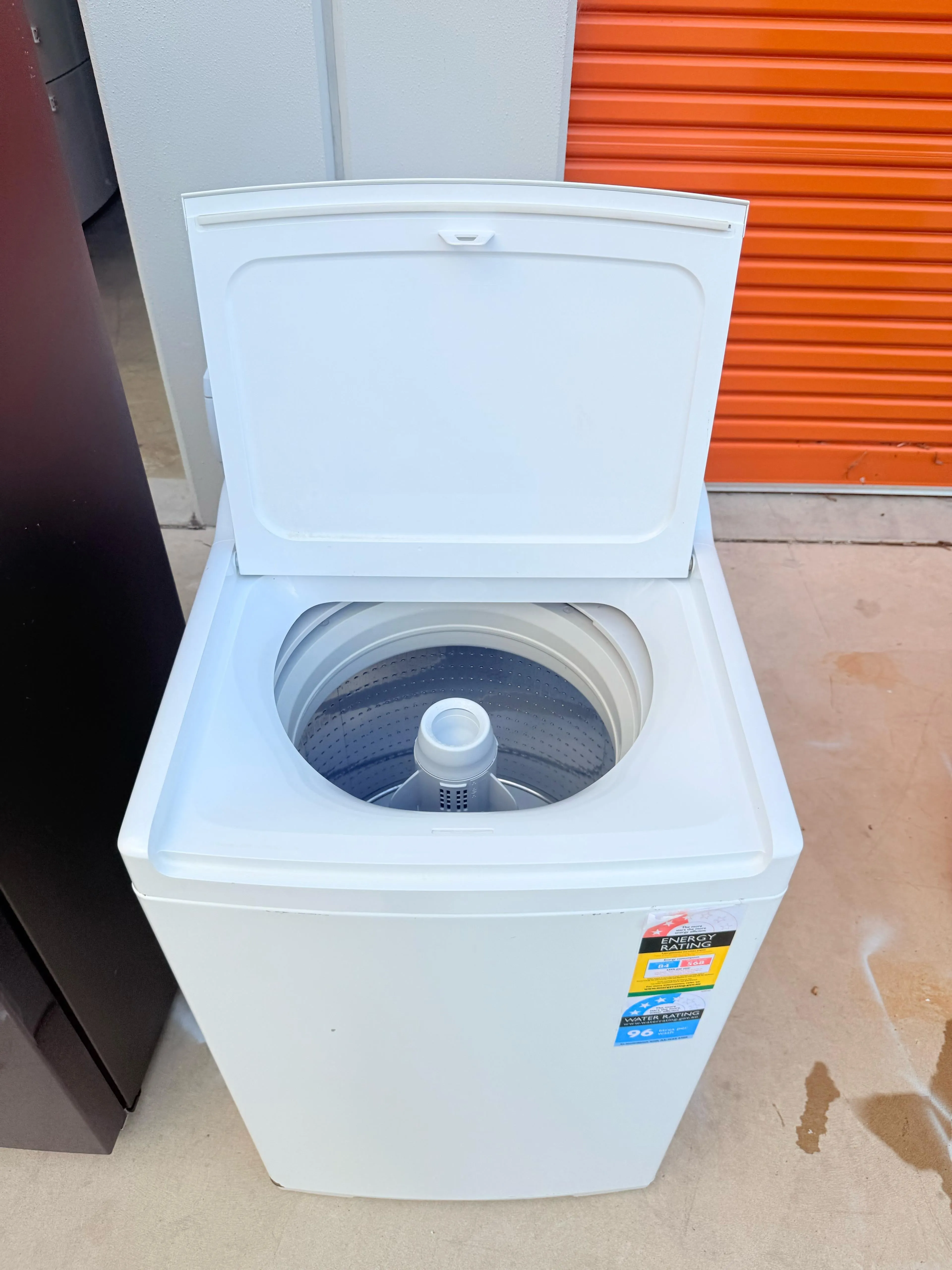 **FISHER & PAYKEL 8.5KGS TOP LOADER WASHING MACHINE**