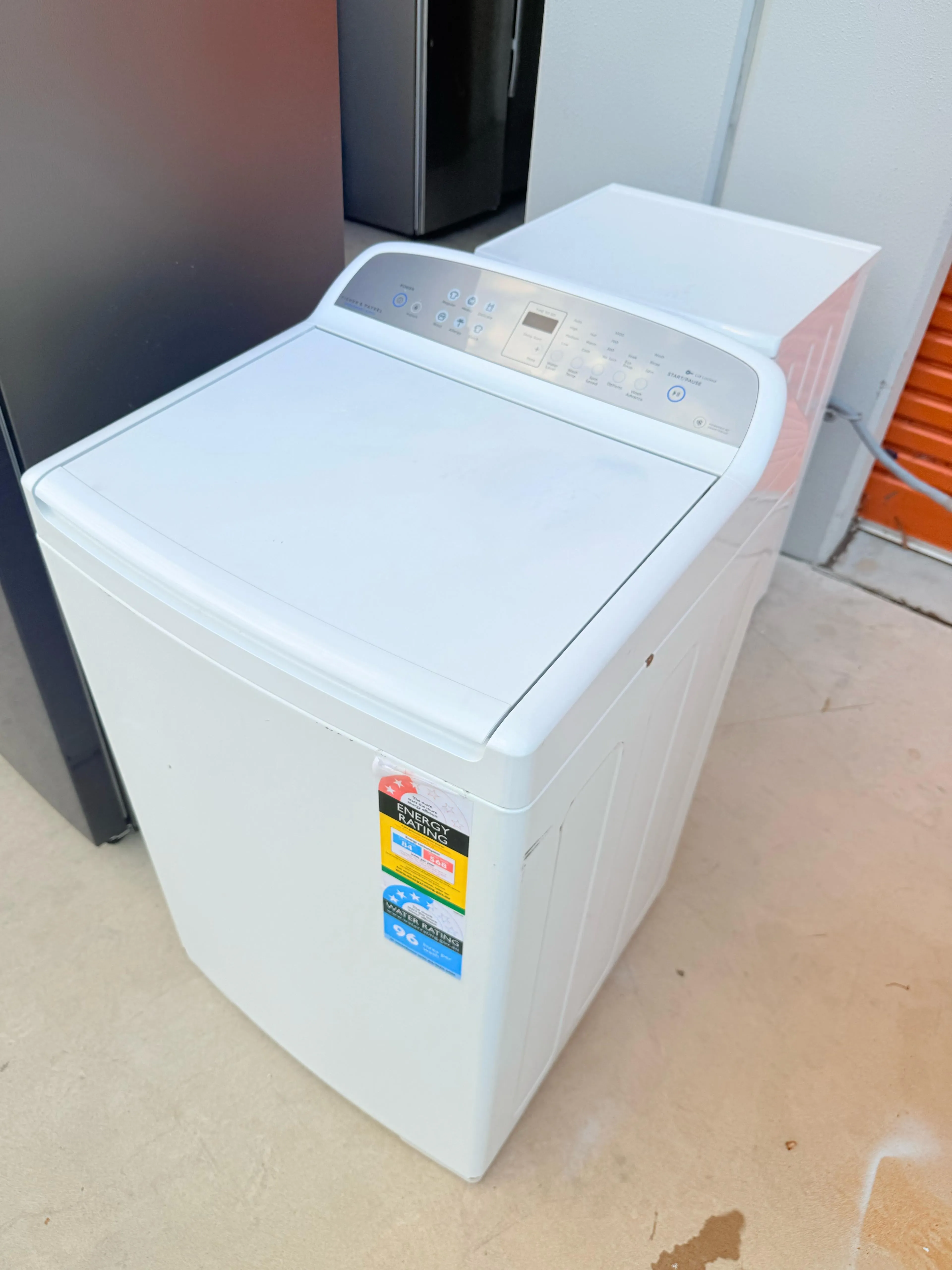 **FISHER & PAYKEL 8.5KGS TOP LOADER WASHING MACHINE**