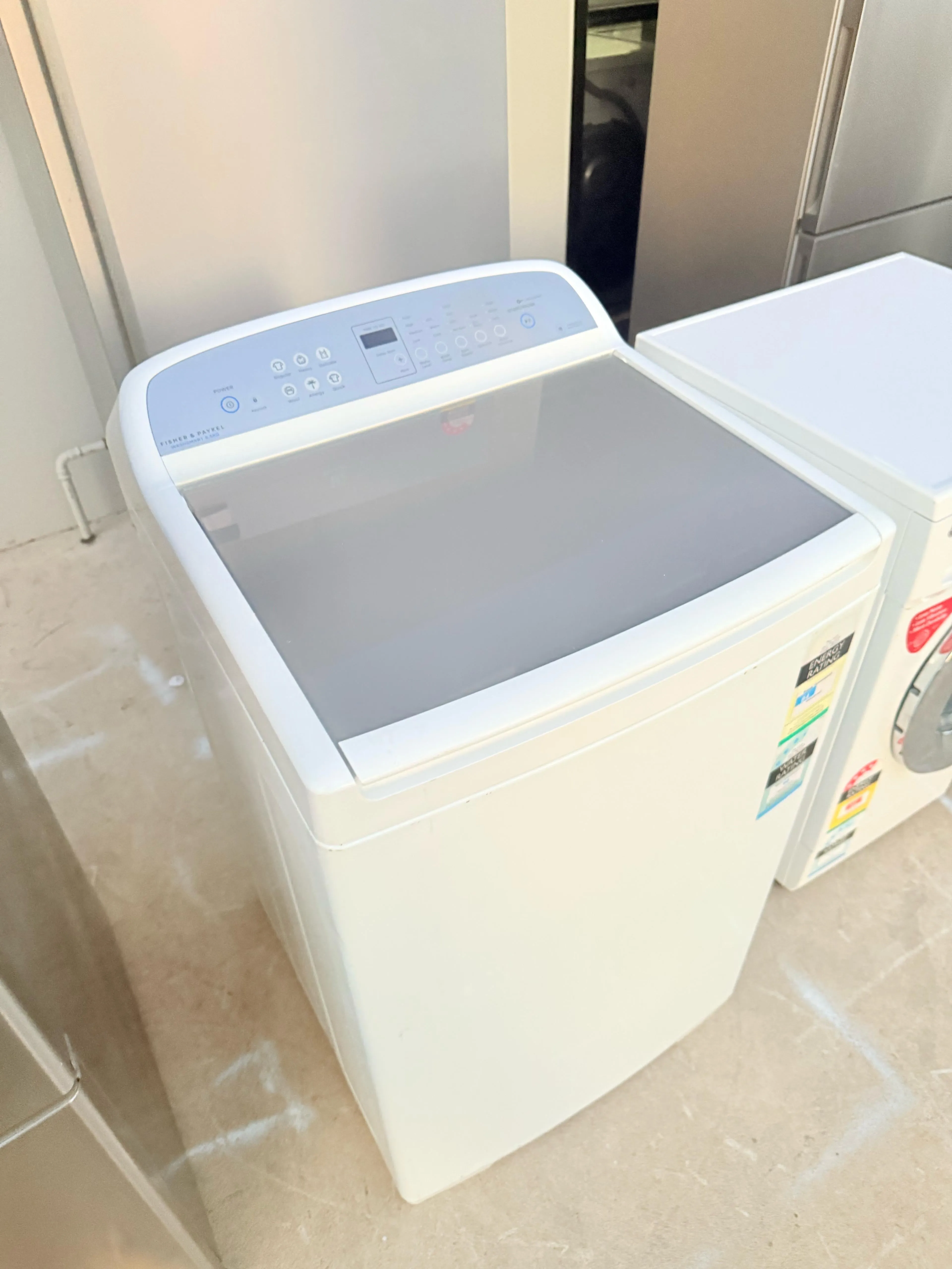 **FISHER & PAYKEL 8.5KGS TOP LOADER WASHING MACHINE**