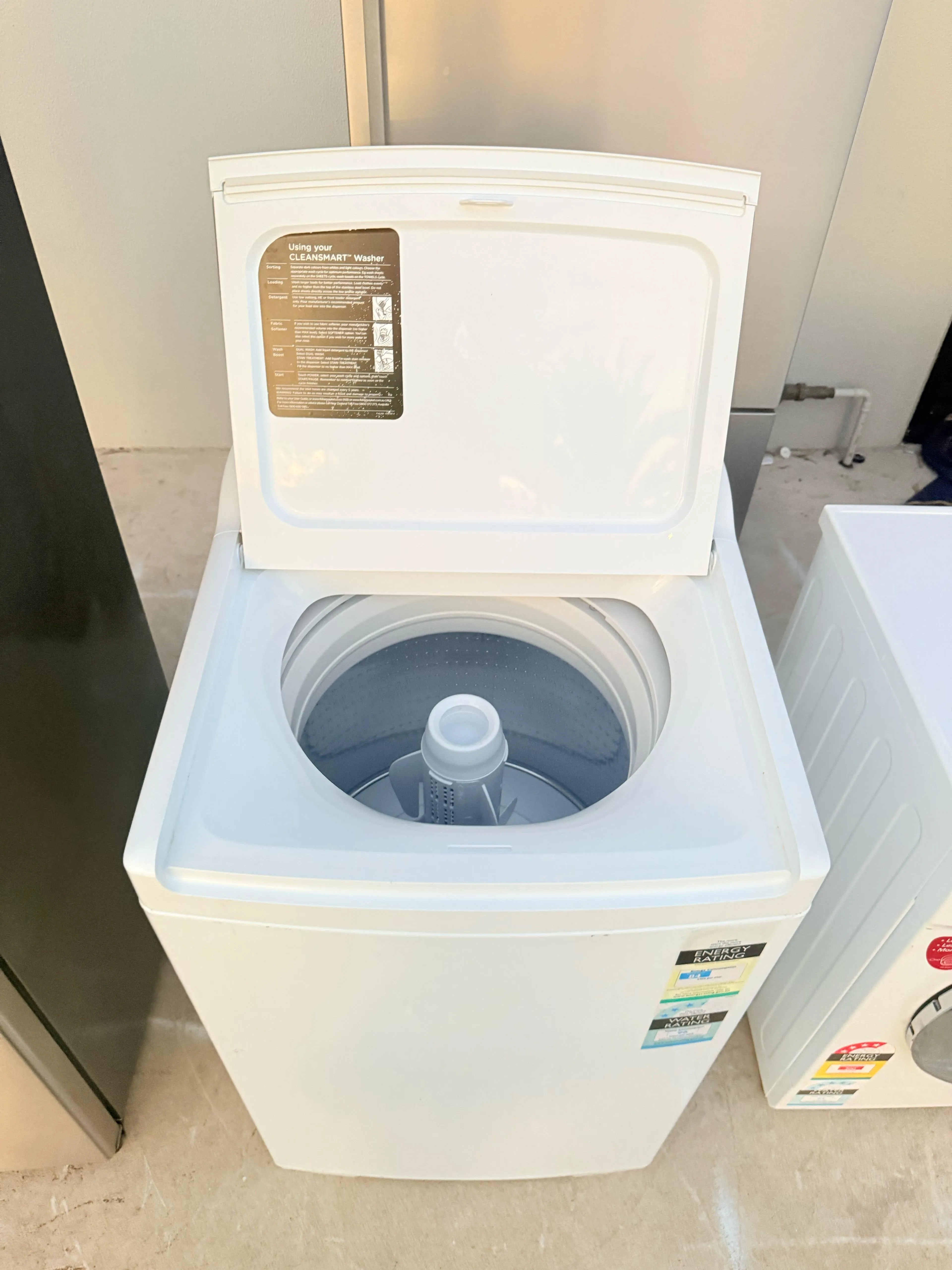 **FISHER & PAYKEL 8.5KGS TOP LOADER WASHING MACHINE**