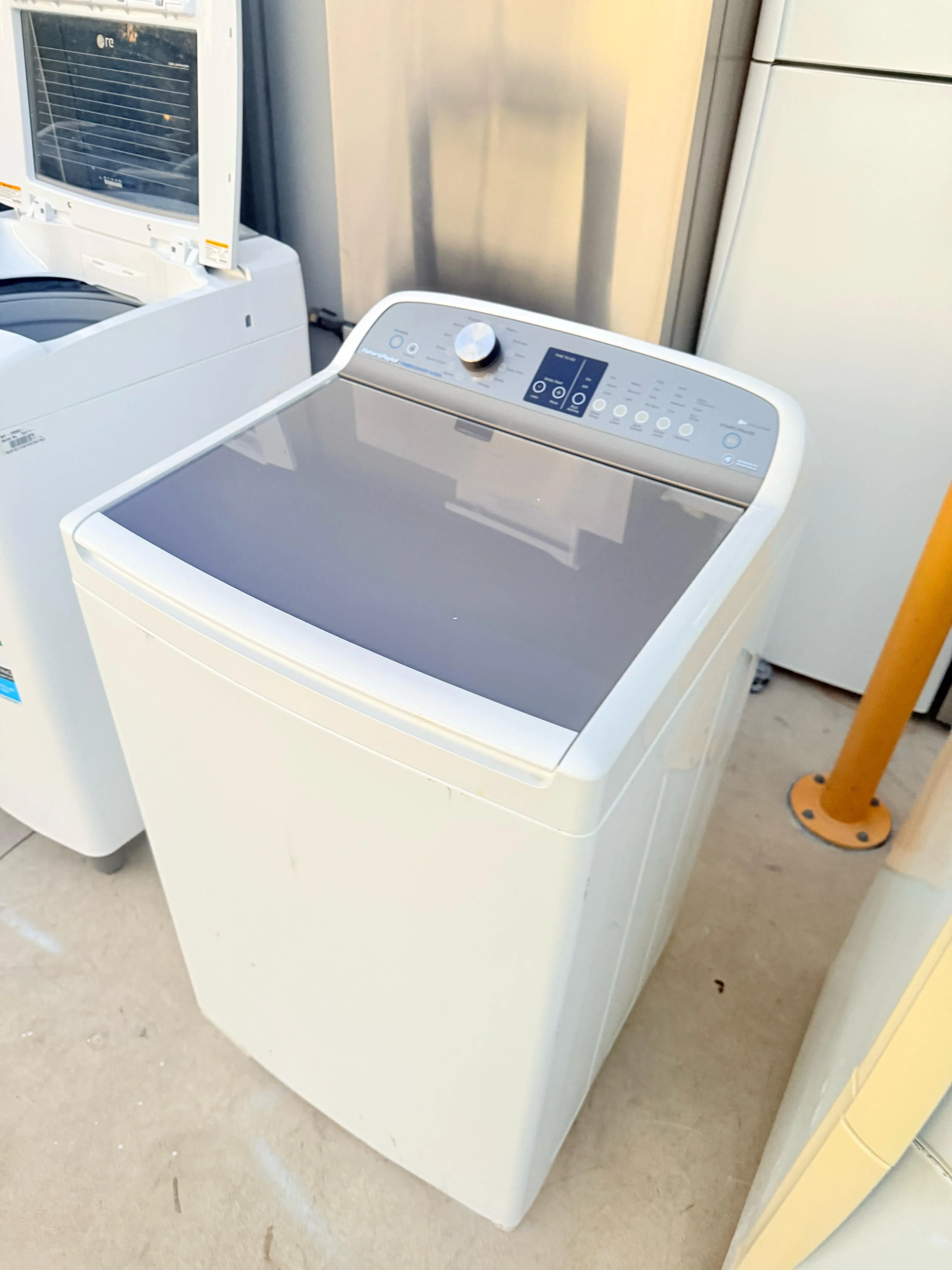 **FISHER & PAYKEL 8.5KGS TOP LOADER WASHING MACHINE**