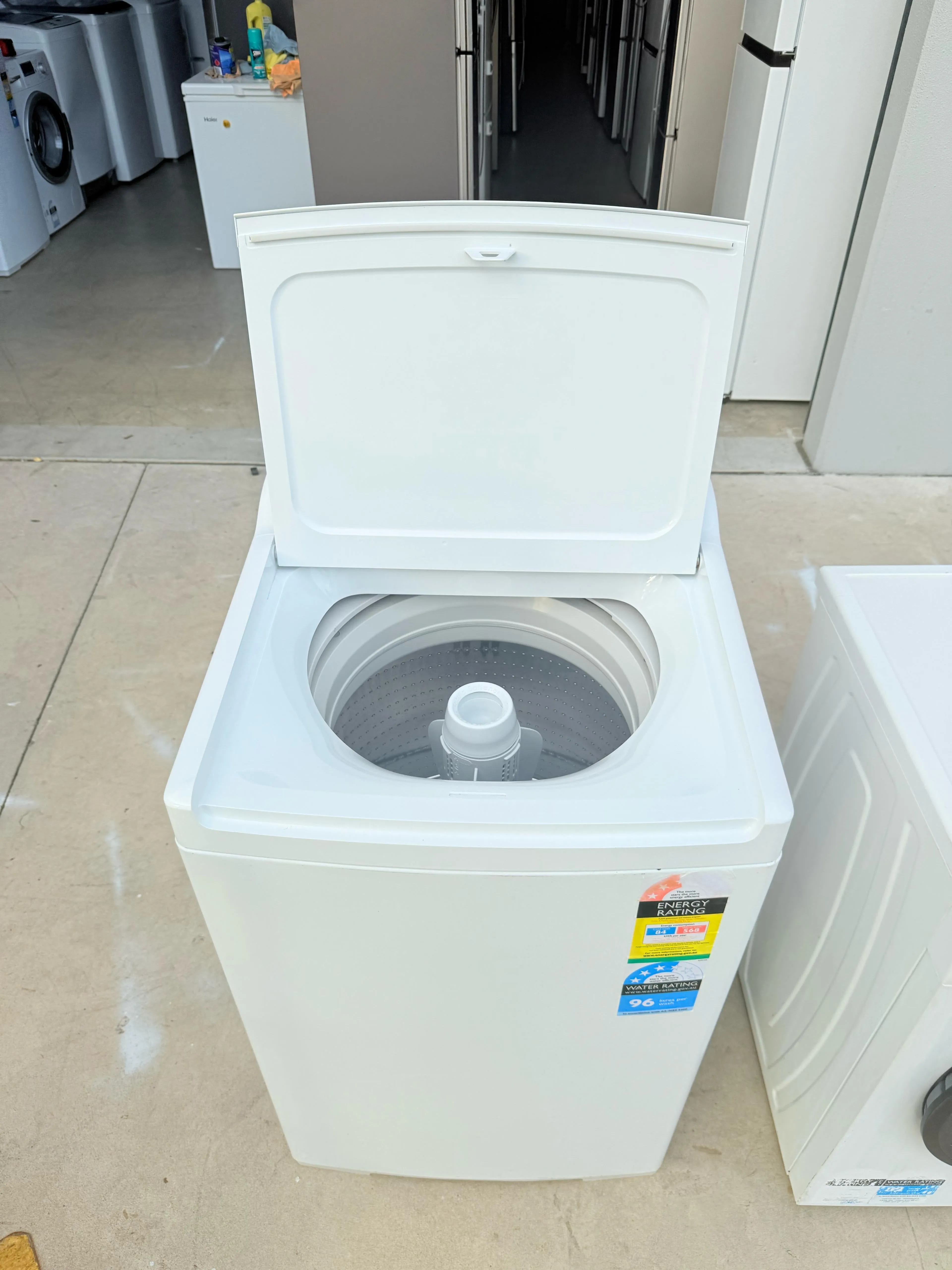 **FISHER & PAYKEL 8.5KGS TOP LOADER WASHING MACHINE**
