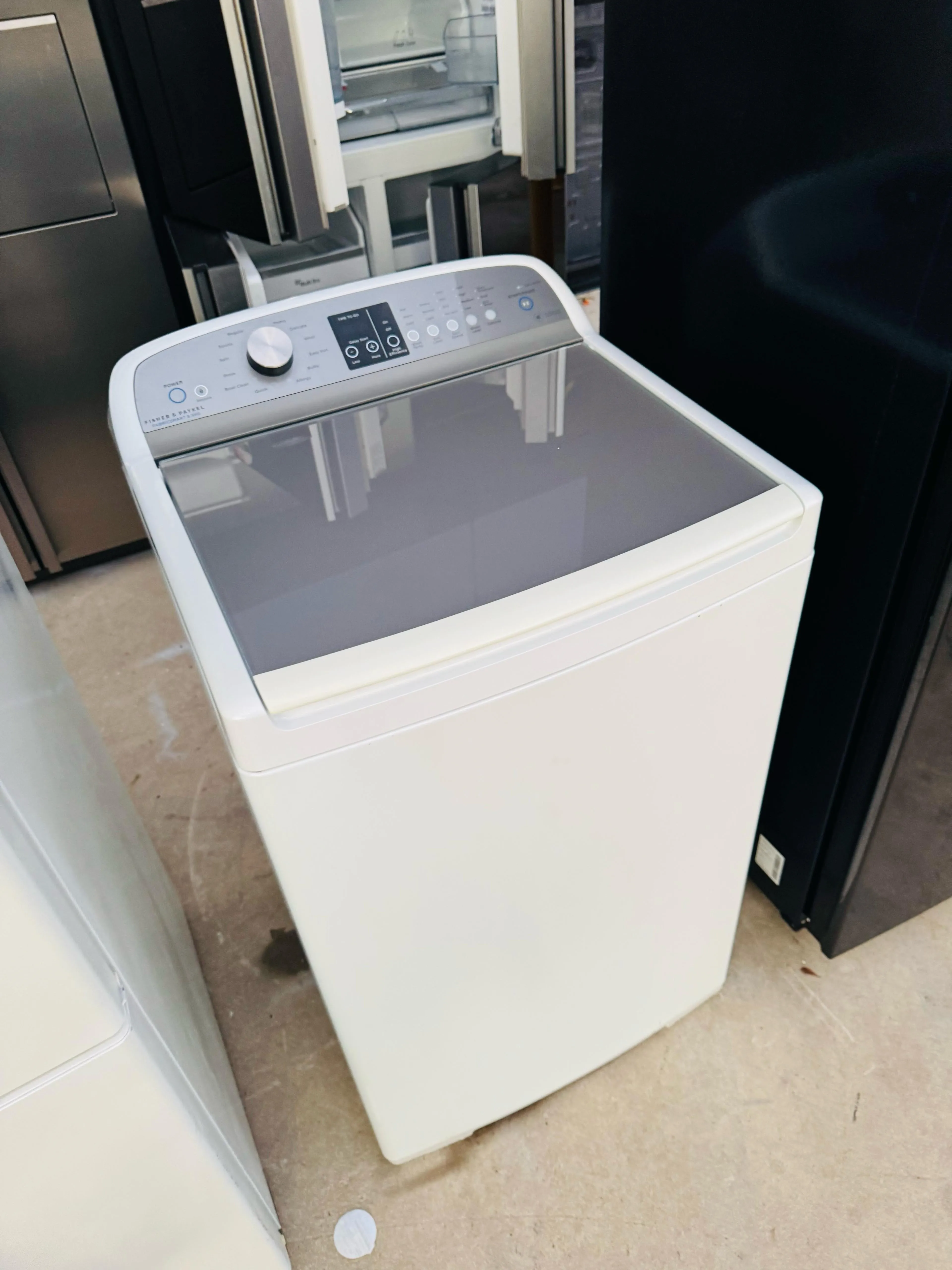 **FISHER & PAYKEL 8.5KGS TOP LOADER WASHING MACHINE**