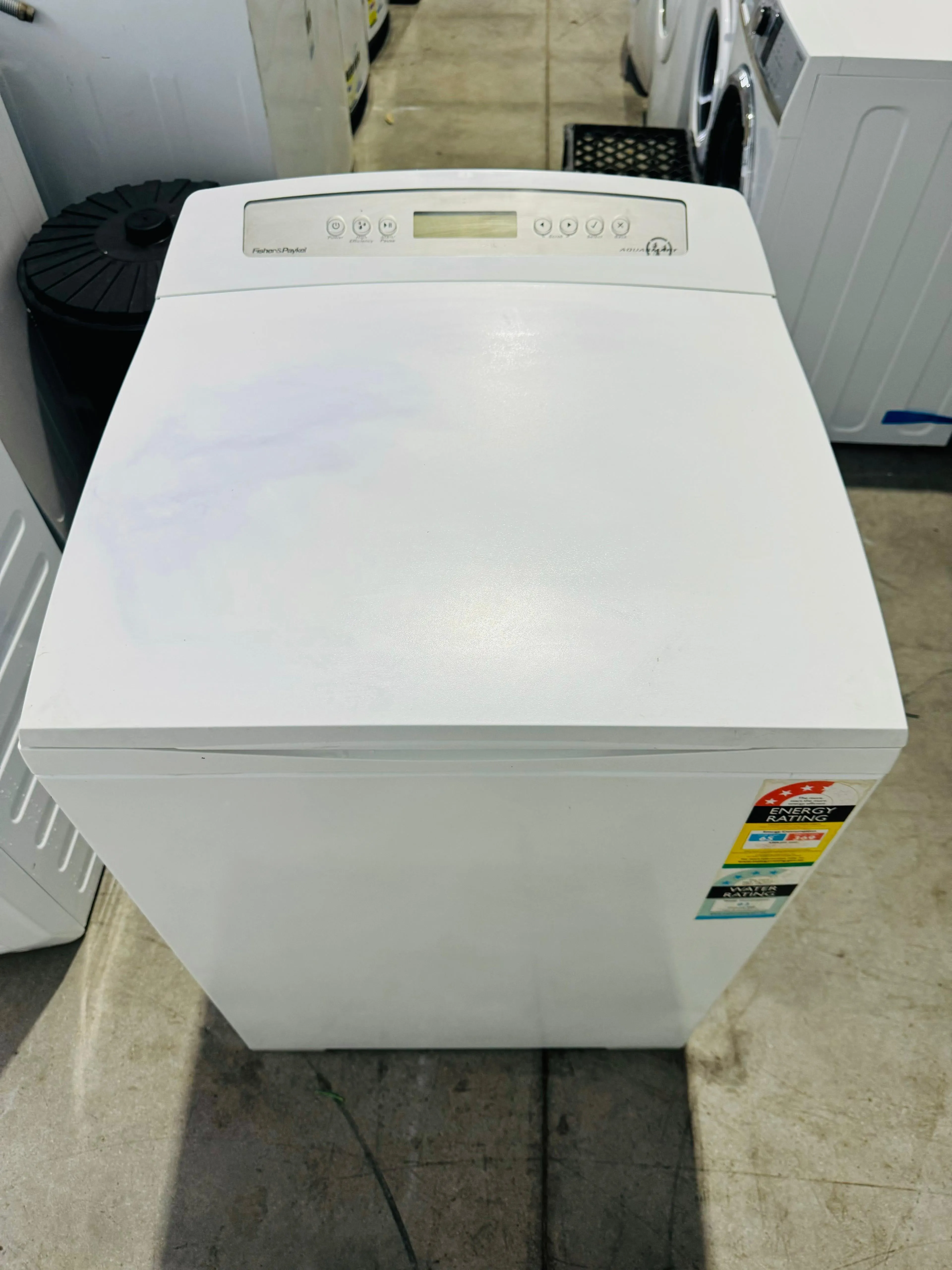 **FISHER & PAYKEL 8KGS TOP LOADER WASHING MACHINE**