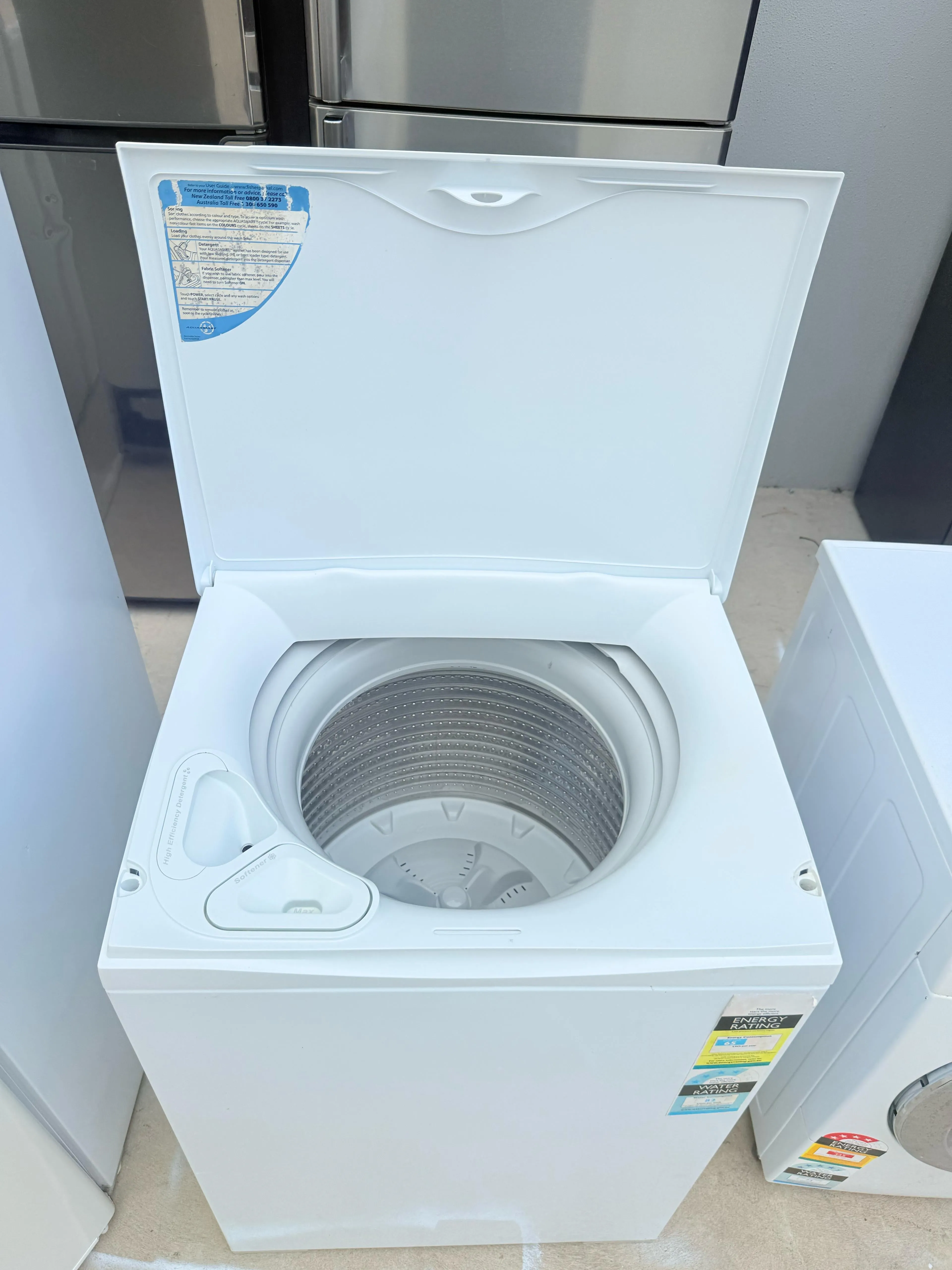 **FISHER & PAYKEL 8KGS TOP LOADER WASHING MACHINE**