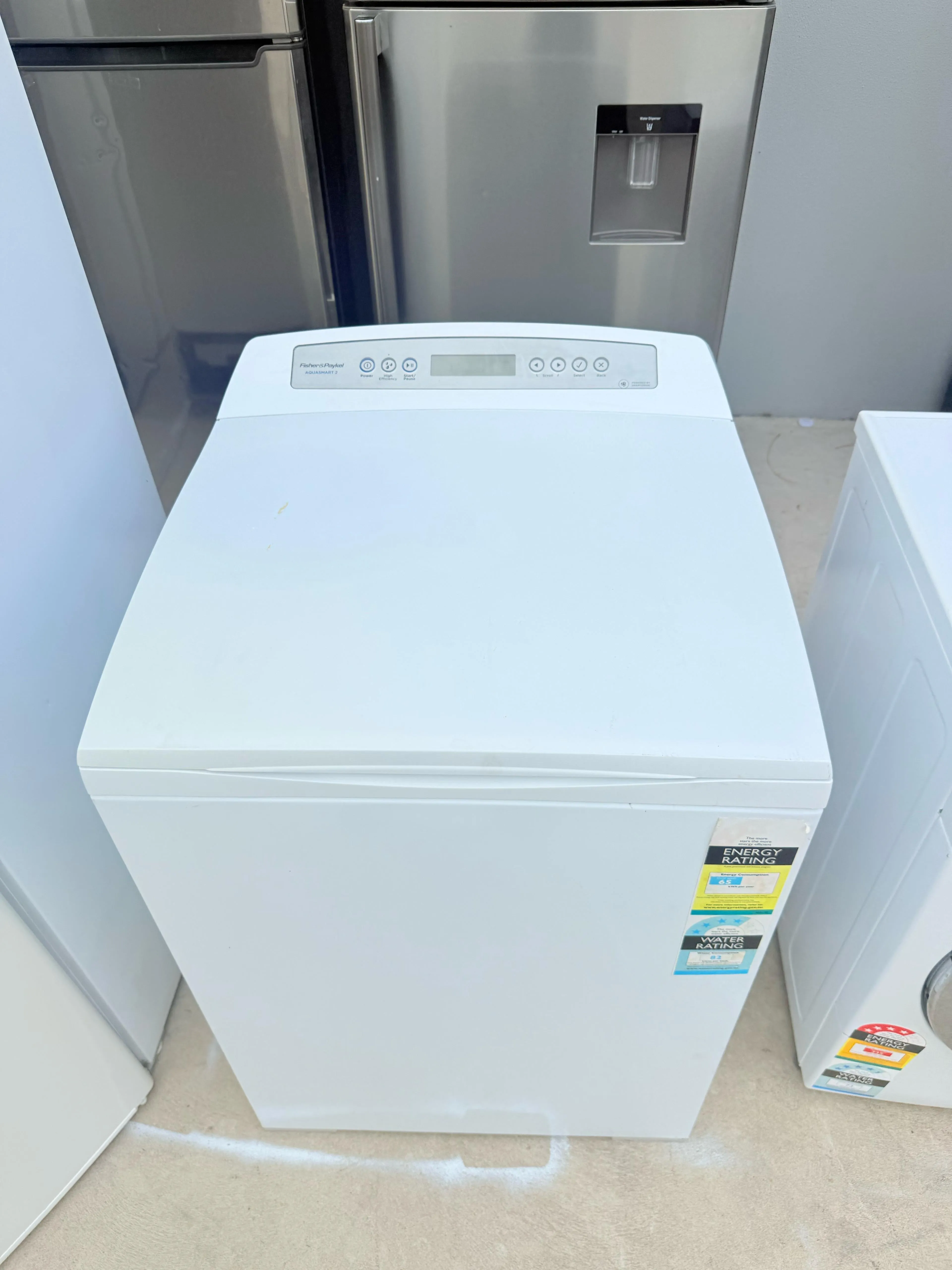 **FISHER & PAYKEL 8KGS TOP LOADER WASHING MACHINE**