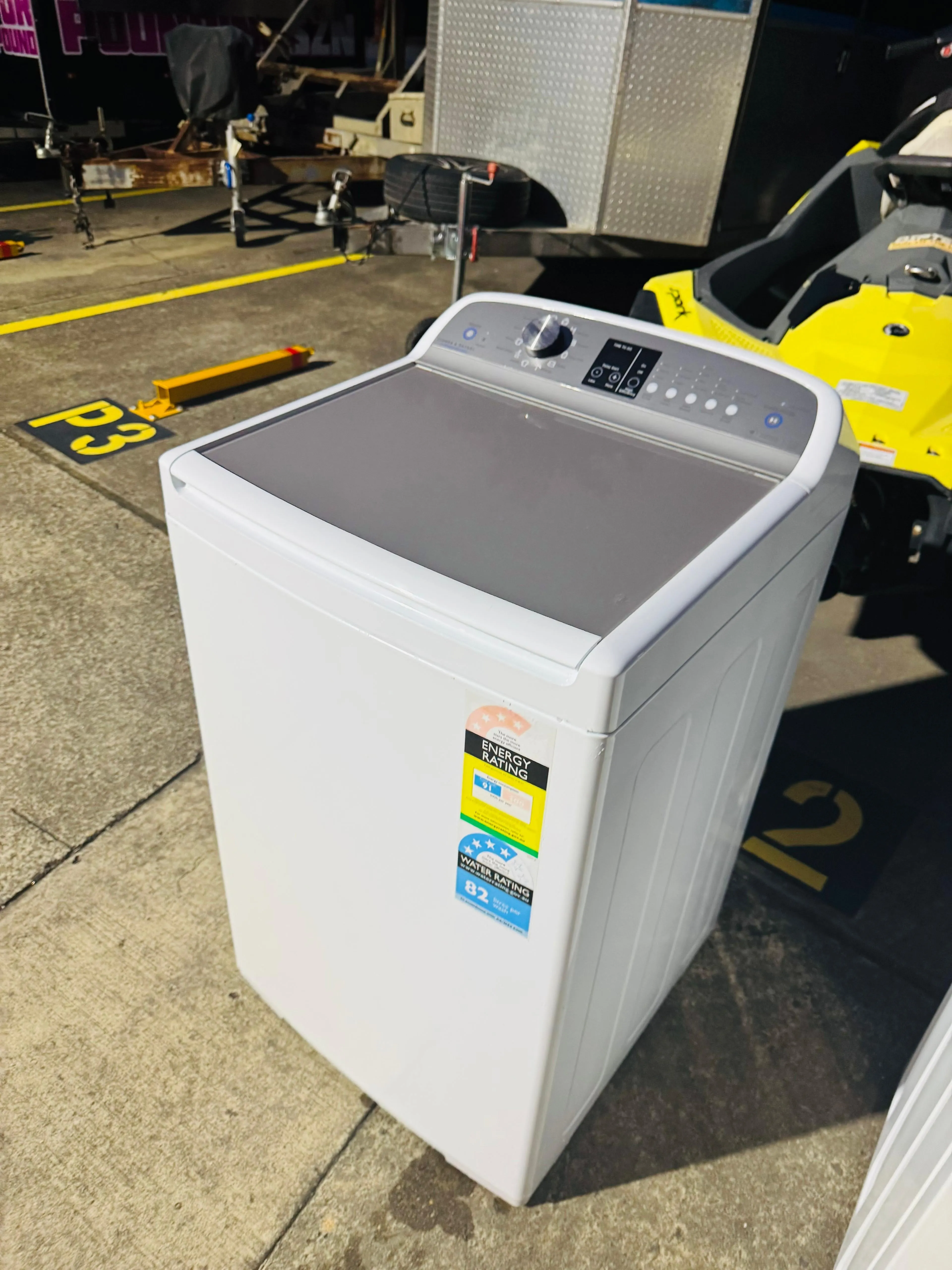 **FISHER & PAYKEL 8KGS TOP LOADER WASHING MACHINE**
