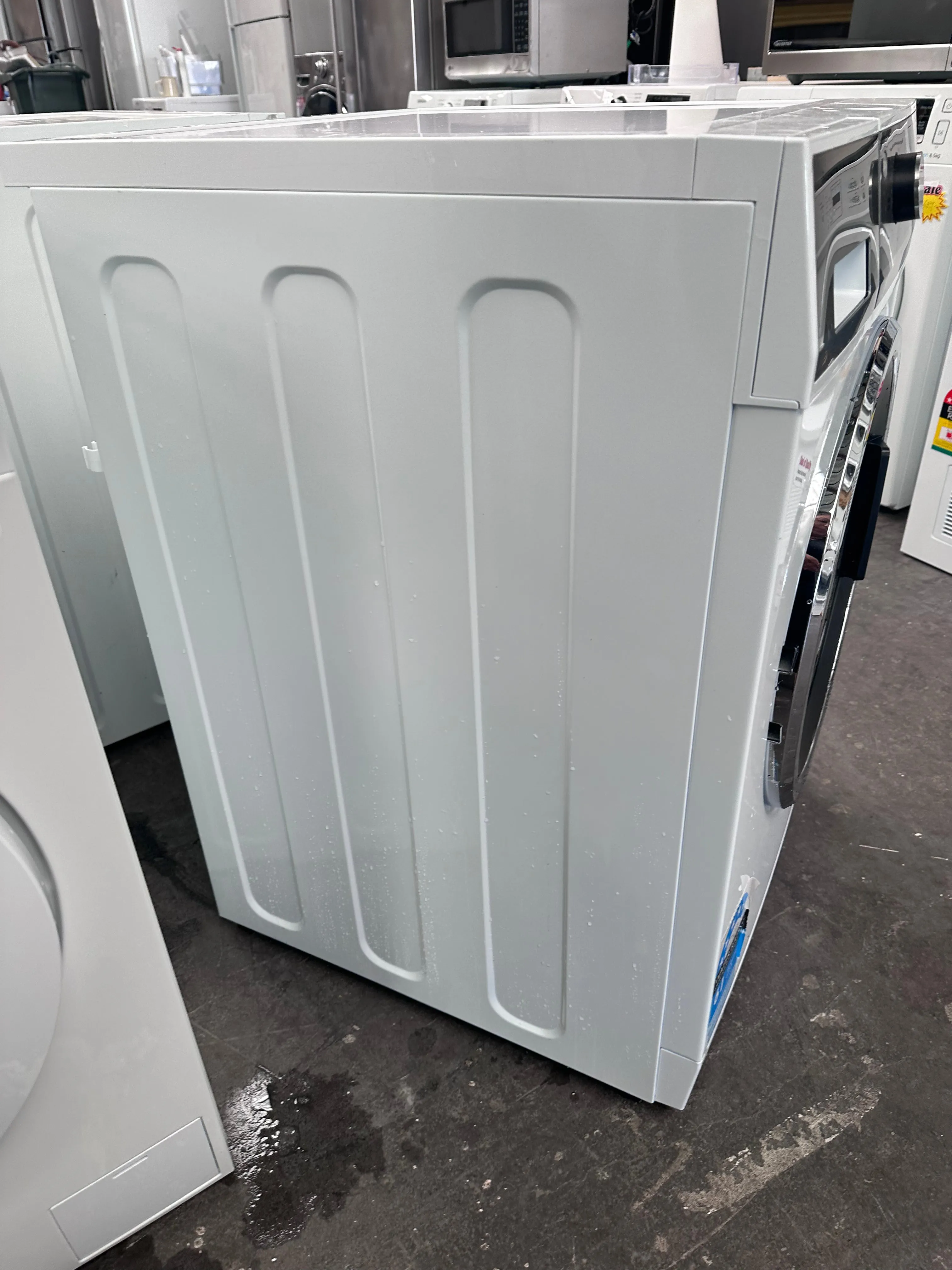 Fisher & Paykel FabricSmart 8.5kg Front Loader [Refurbished]