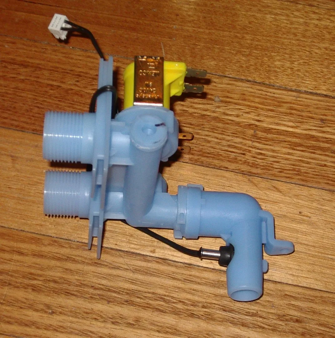 Fisher & Paykel GW512, GW612, GW712 24Volt Dual Blue Inlet Valve Part # 424353P