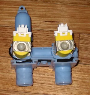 Fisher & Paykel GW512, GW612, GW712 24Volt Dual Blue Inlet Valve Part # 424353P