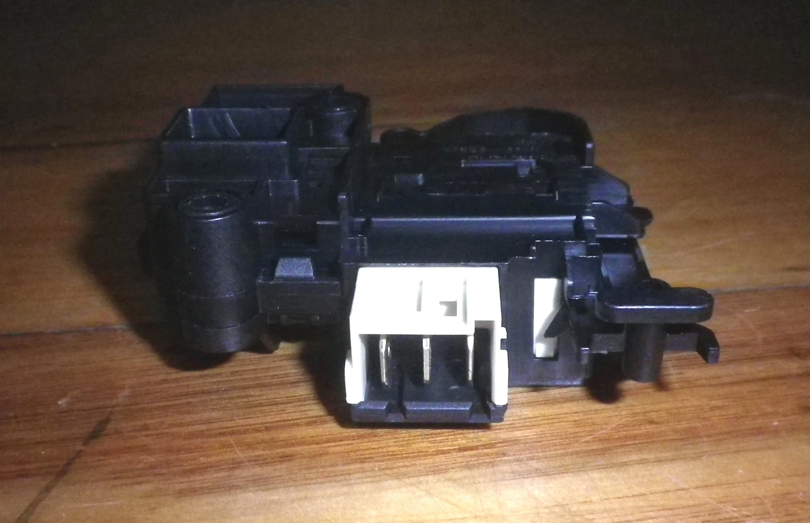 Fisher & Paykel, Haier Front Loader Door Interlock Switch - Part # H0024000128A