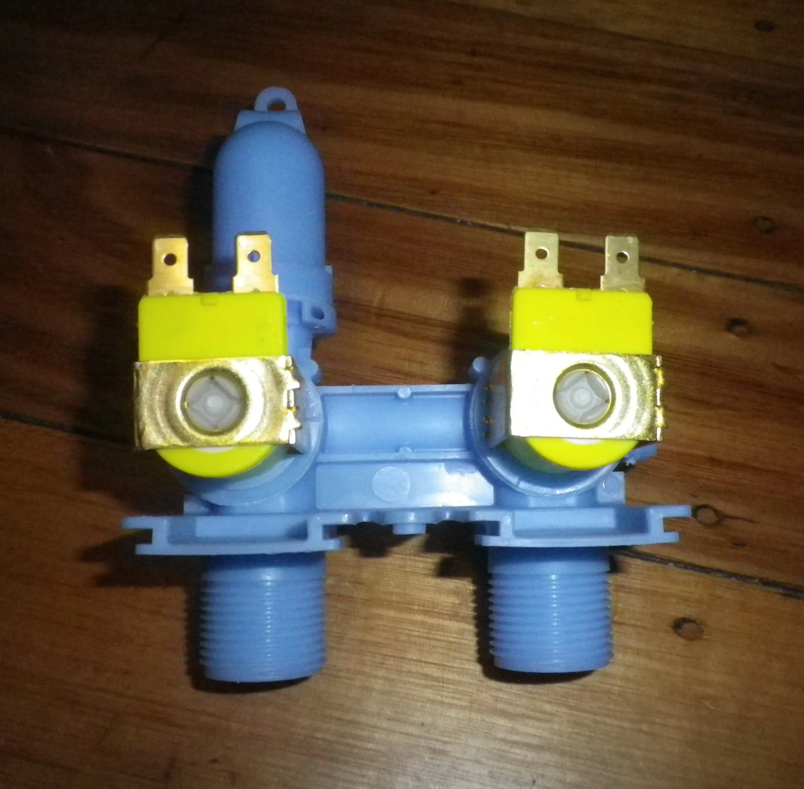 Fisher & Paykel MW512, MW612, MW712 24Volt Dual Blue Inlet Valve - Part # 1020136WS