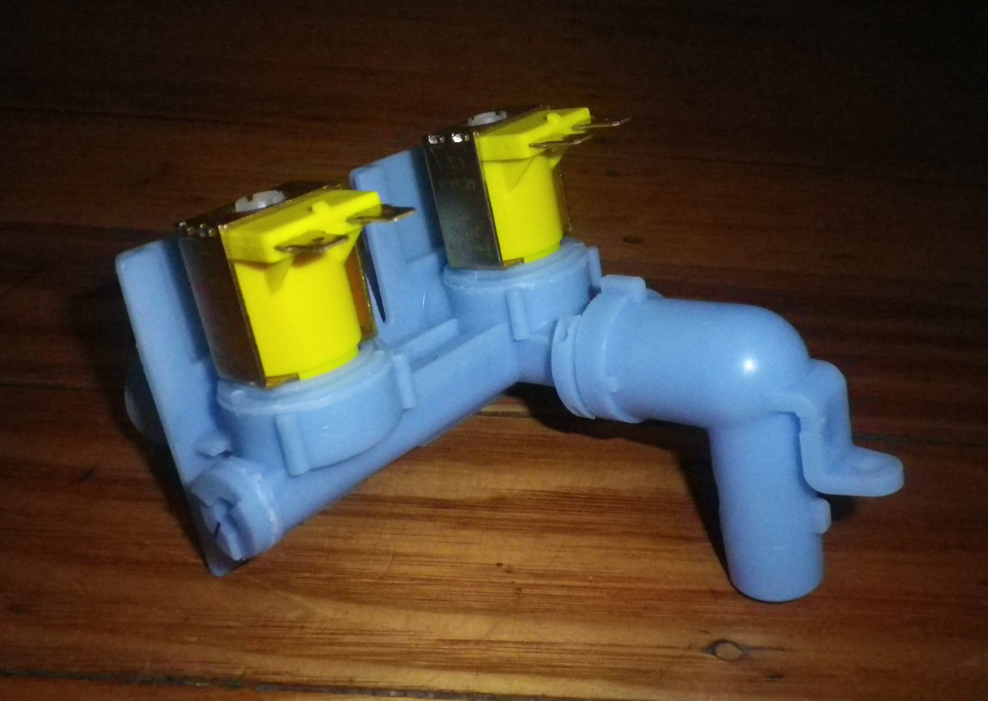 Fisher & Paykel MW512, MW612, MW712 24Volt Dual Blue Inlet Valve - Part # 1020136WS