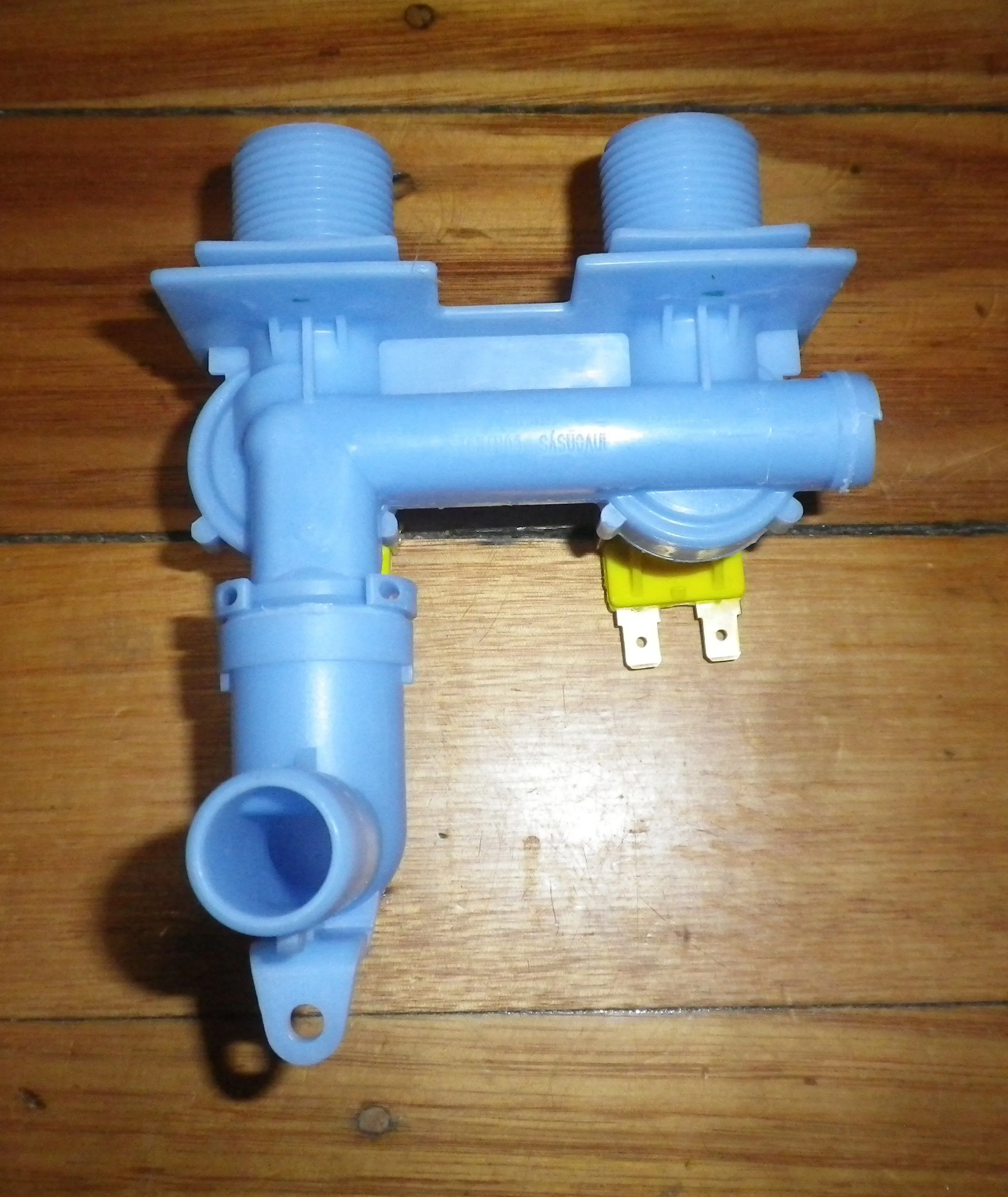 Fisher & Paykel MW512, MW612, MW712 24Volt Dual Blue Inlet Valve - Part # 1020136WS