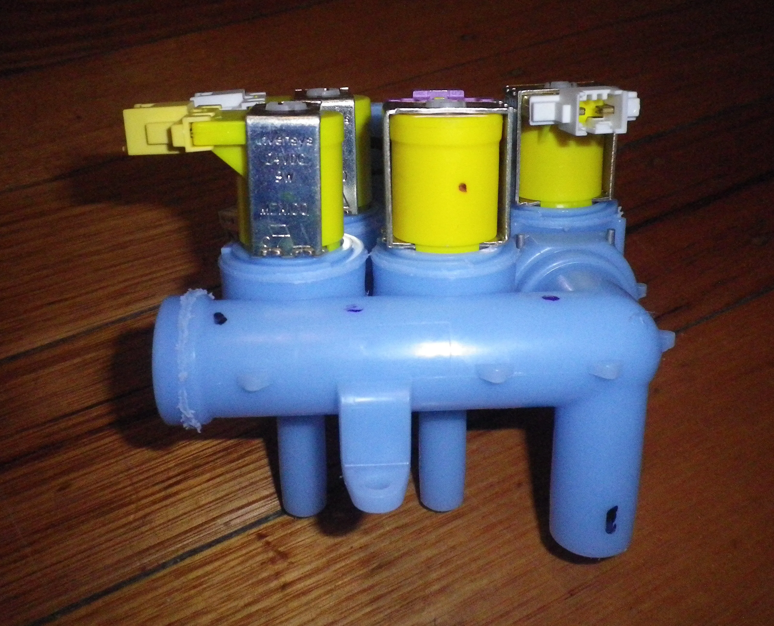 Fisher & Paykel WL70, WL80 24Volt Quad Blue Inlet Valve - Part # FP090QUAD