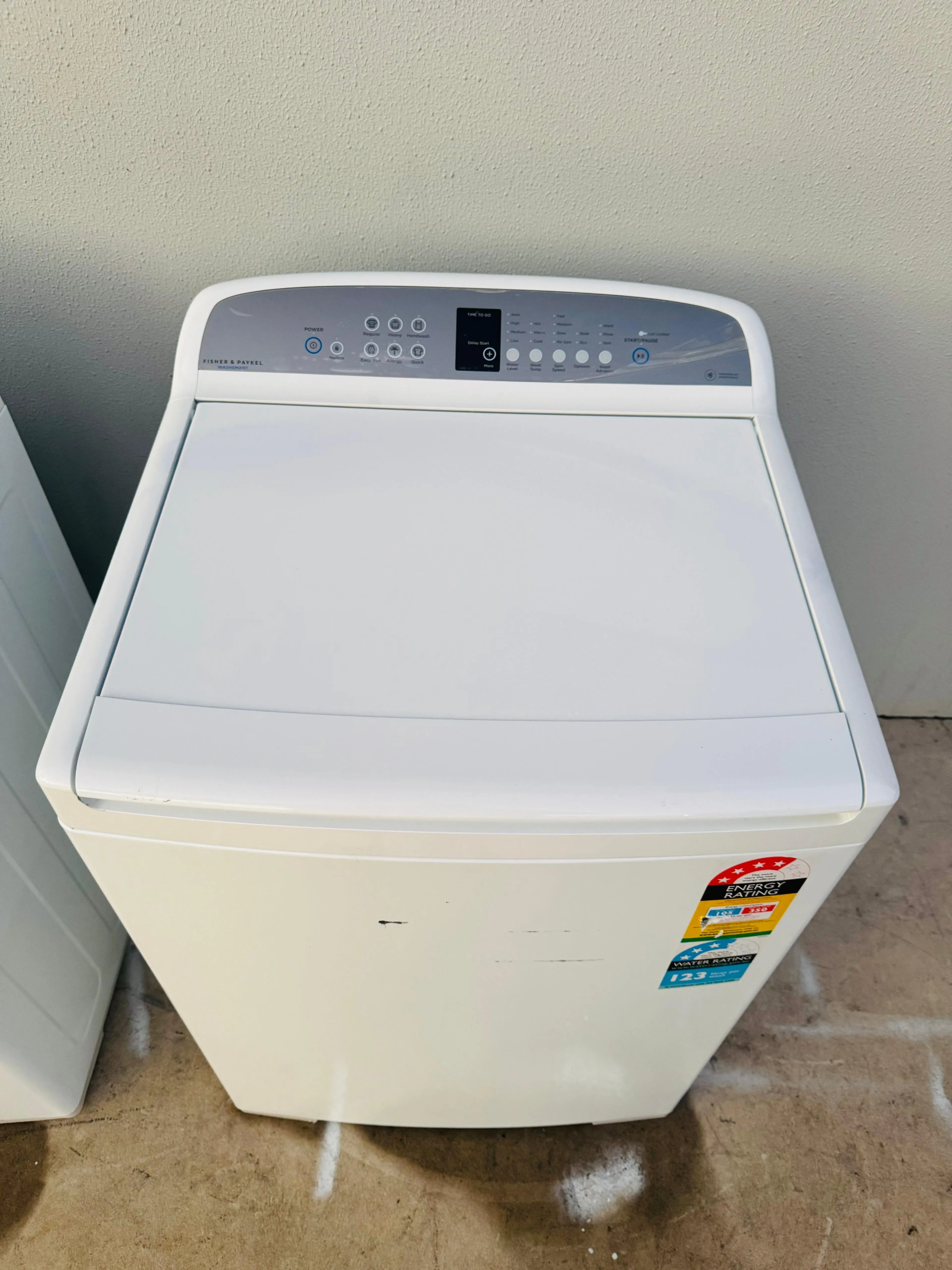 **FISHER AND PAYKEL 10KGS TOP LOADER WASHING MACHINE**