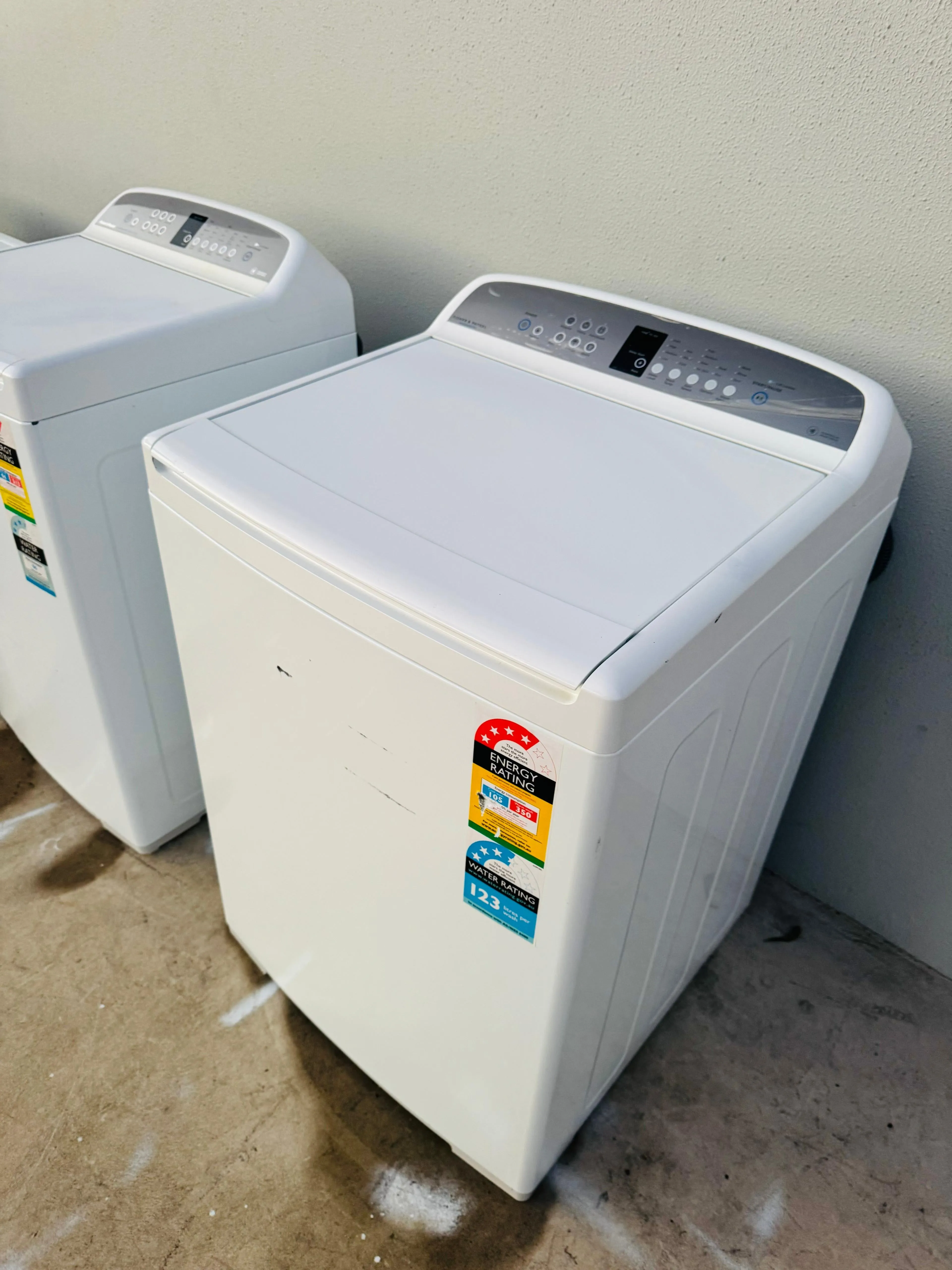**FISHER AND PAYKEL 10KGS TOP LOADER WASHING MACHINE**