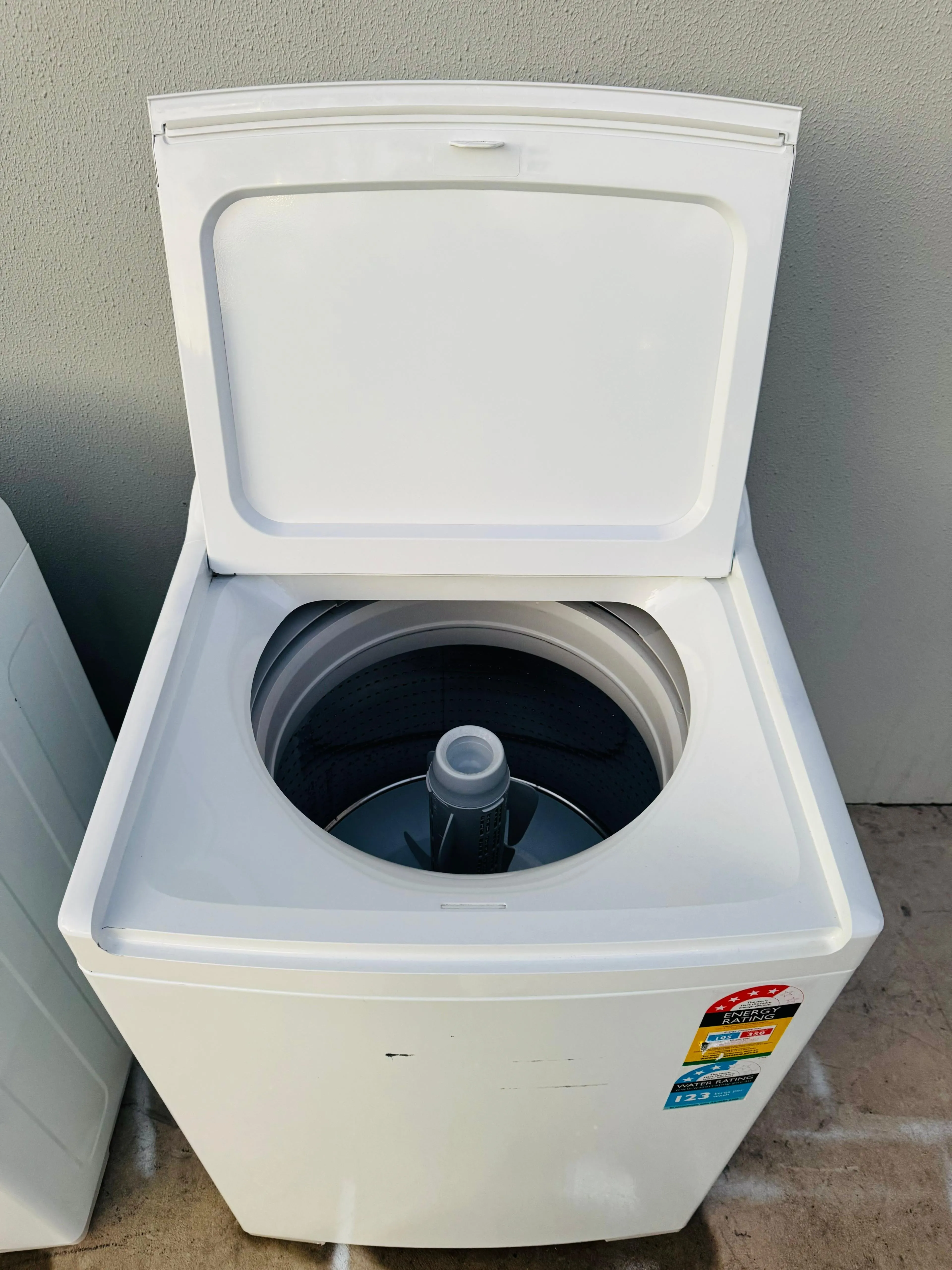 **FISHER AND PAYKEL 10KGS TOP LOADER WASHING MACHINE**
