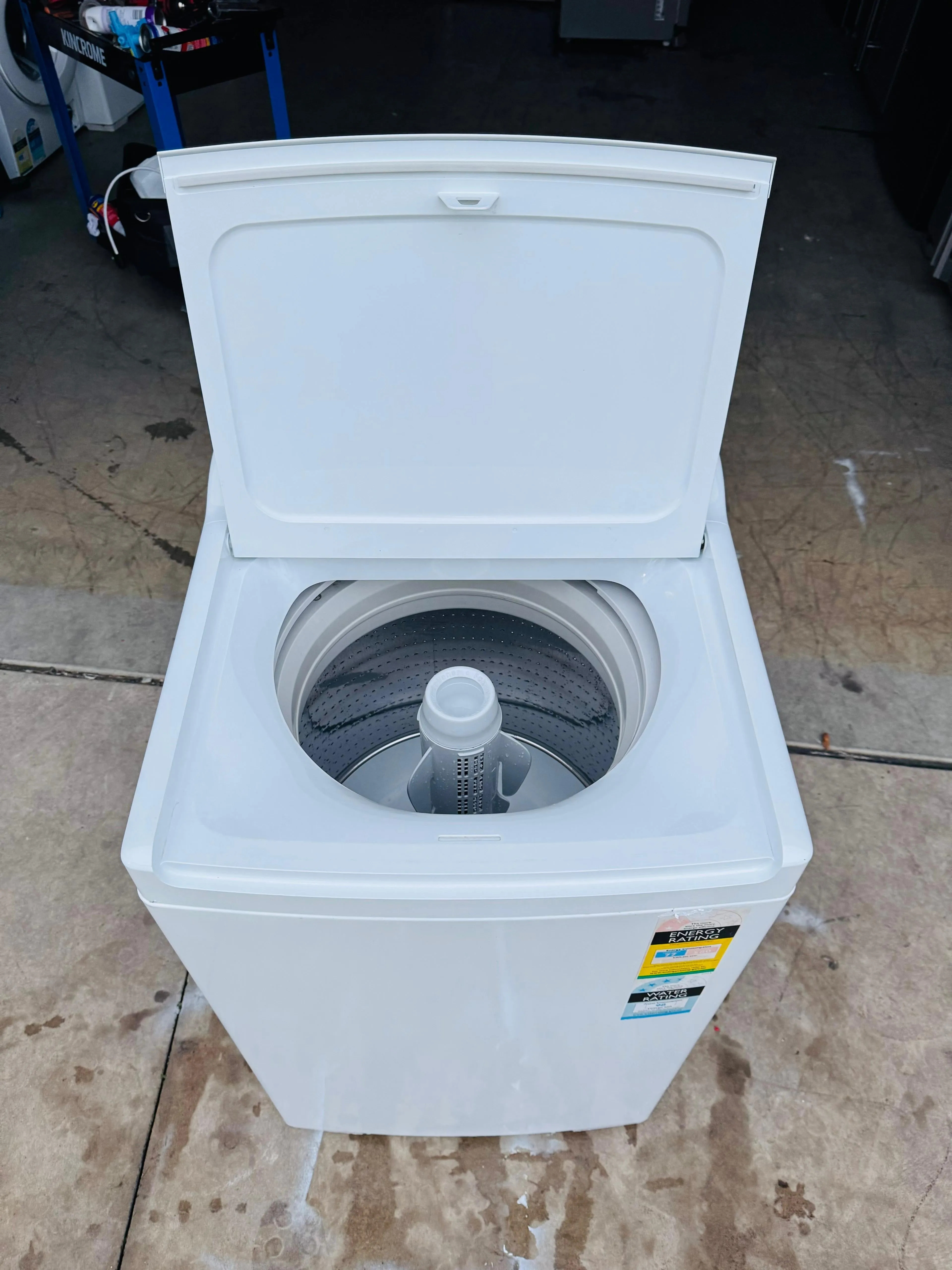 **FISHER AND PAYKEL 8 KGS TOP LOADER WASHING MACHINE**