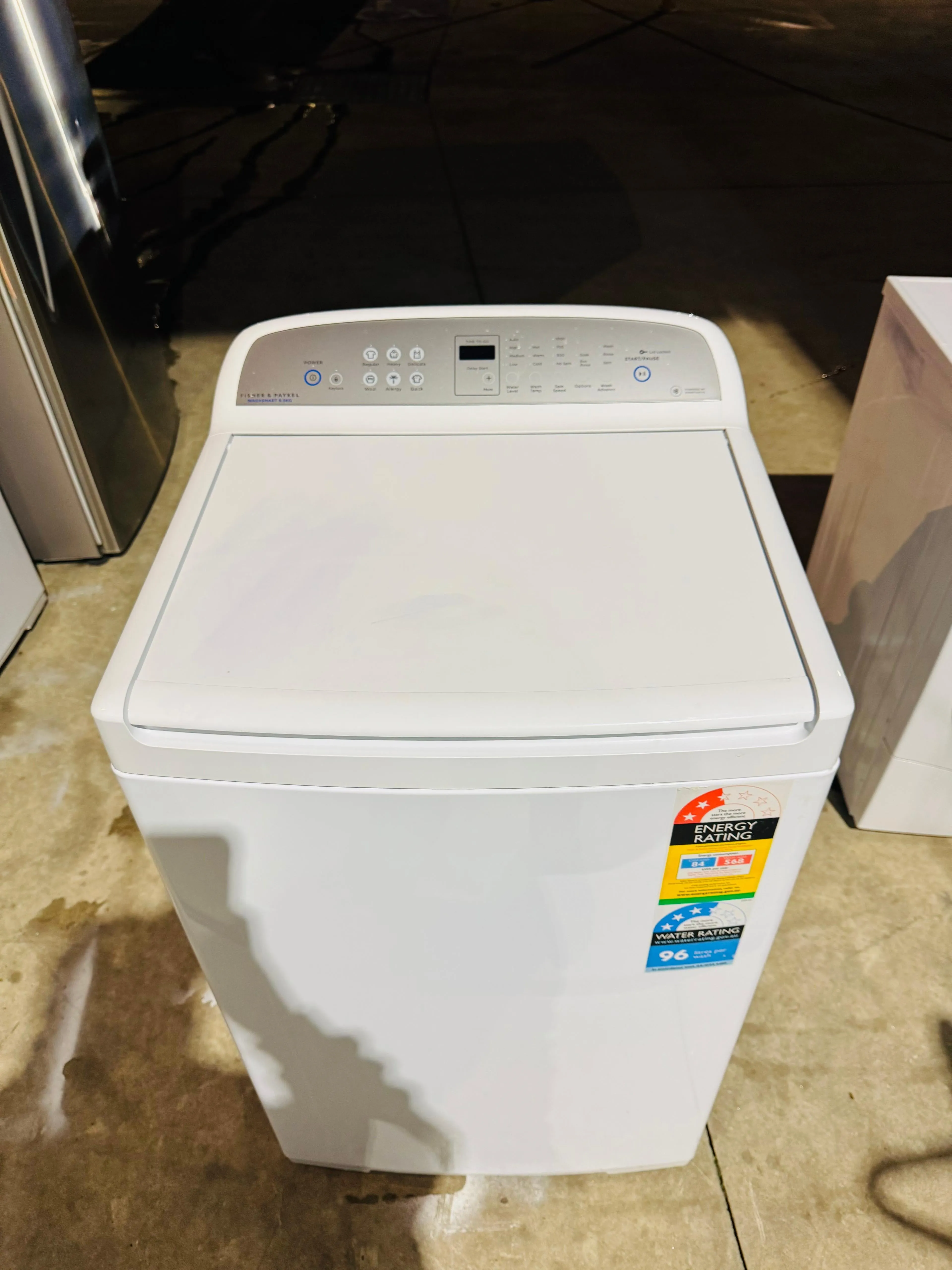 **FISHER AND PAYKEL 8.5 KGS TOP LOADER WASHING MACHINE**