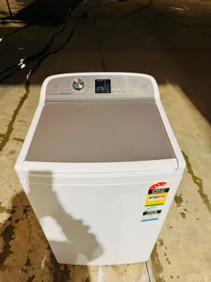 **FISHER AND PAYKEL 8KGS TOP LOADER WASHING MACHINE**