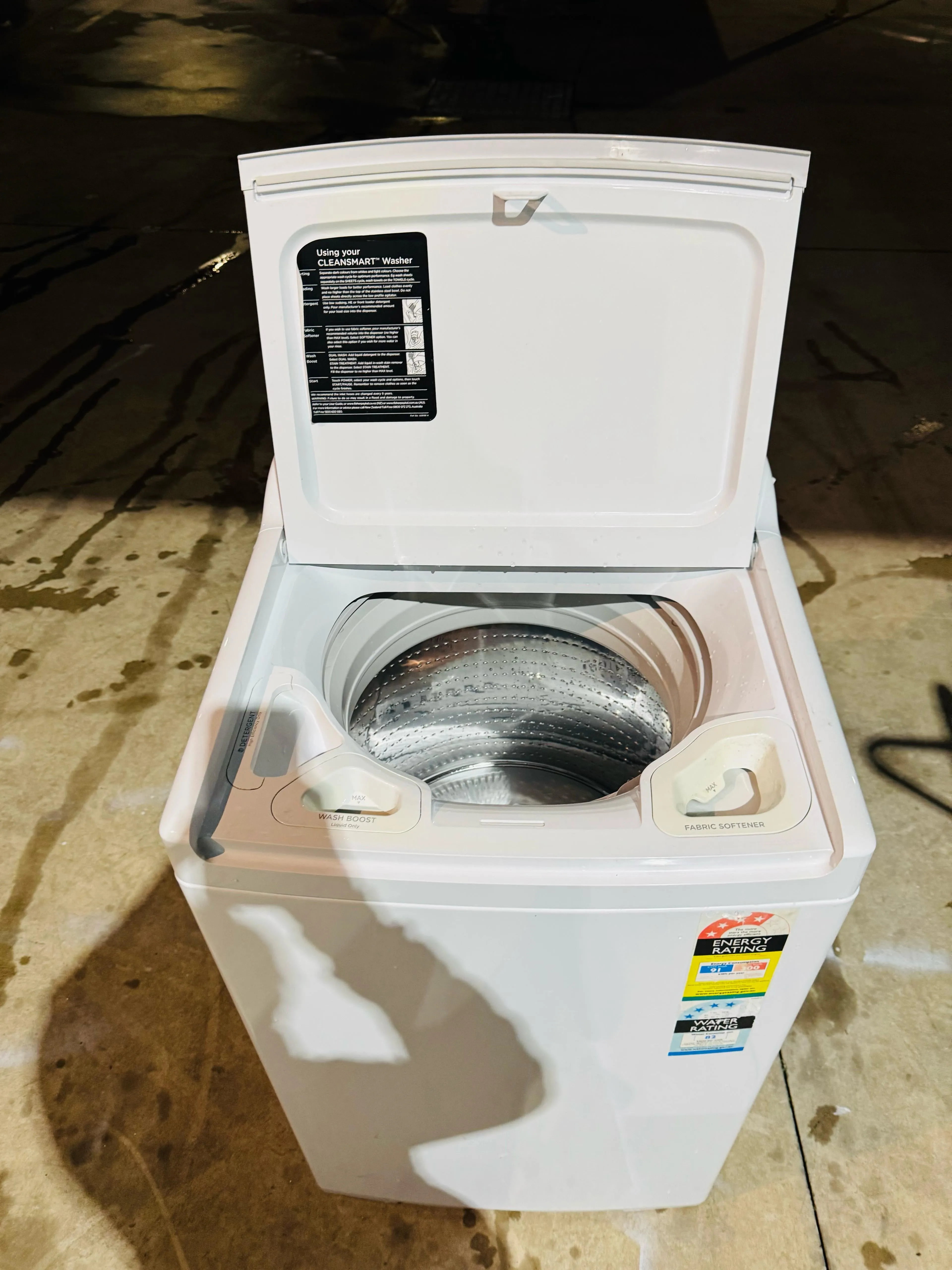 **FISHER AND PAYKEL 8KGS TOP LOADER WASHING MACHINE**