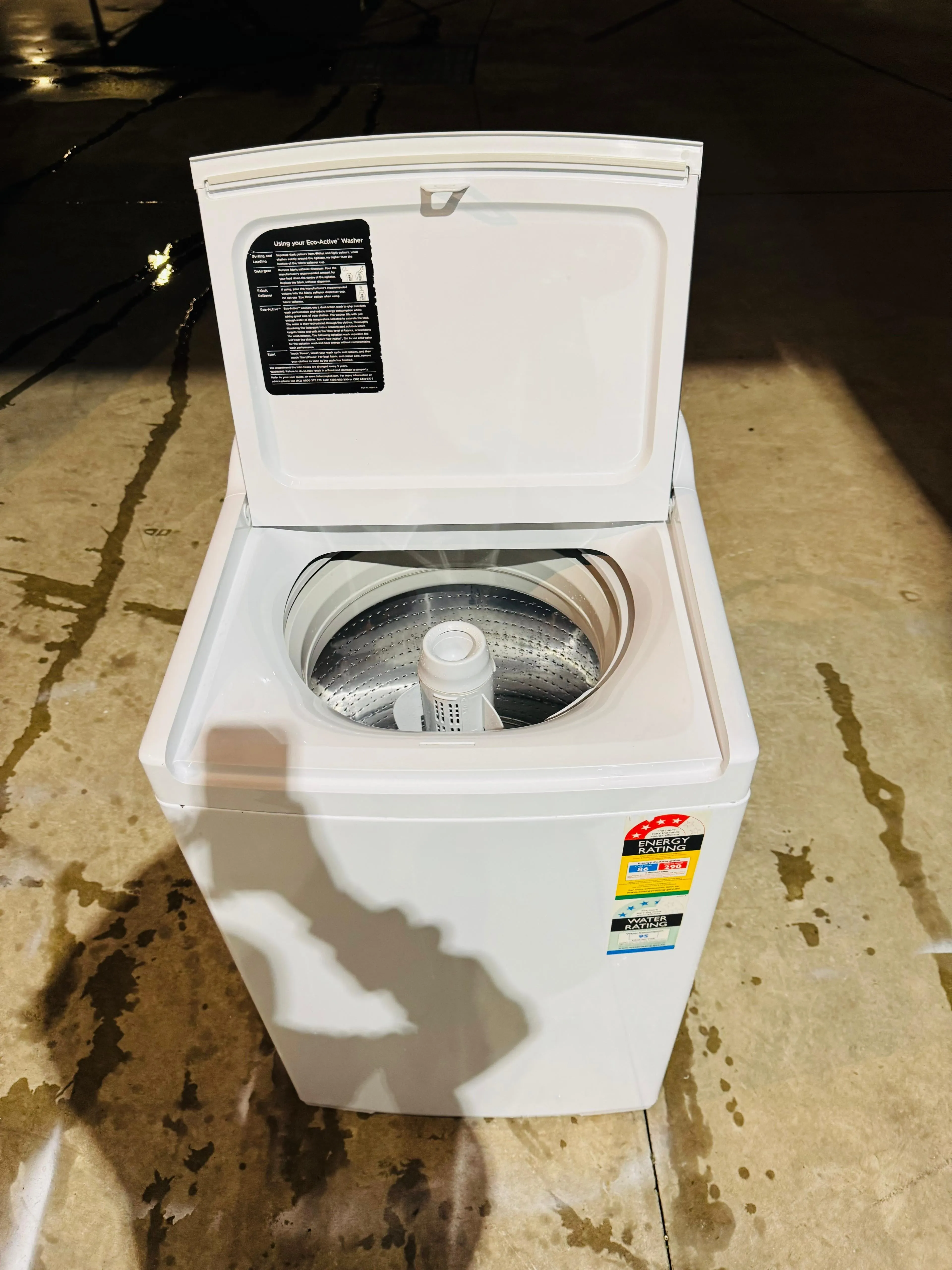 **FISHER AND PAYKEL 8KGS TOP LOADER WASHING MACHINE**