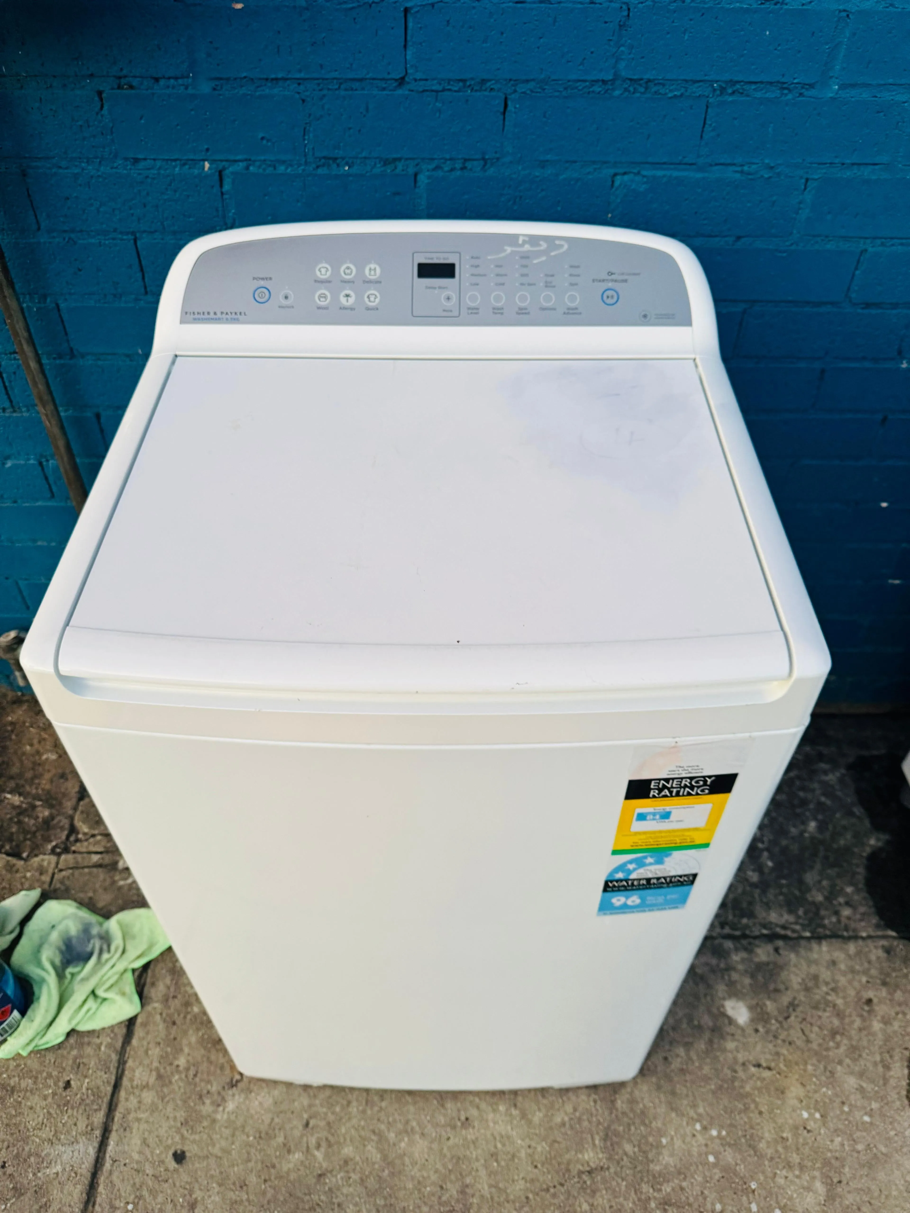 **FISHERS & PAYKEL 8.5 KGS TOP LOADER WASHING MACHINE**
