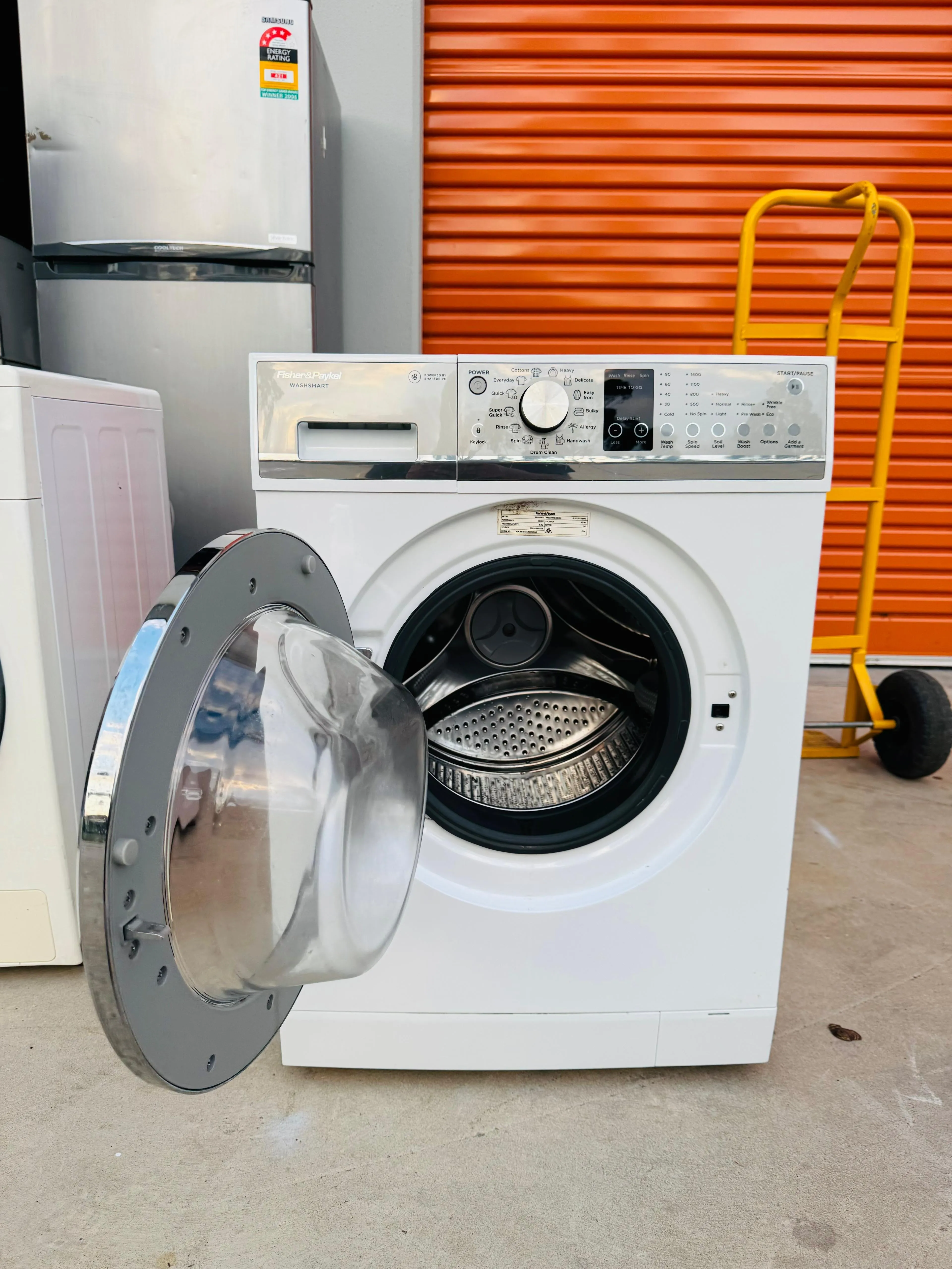 **FISHERS & PAYKEL 8.5 KGS TOP LOADER WASHING MACHINE**