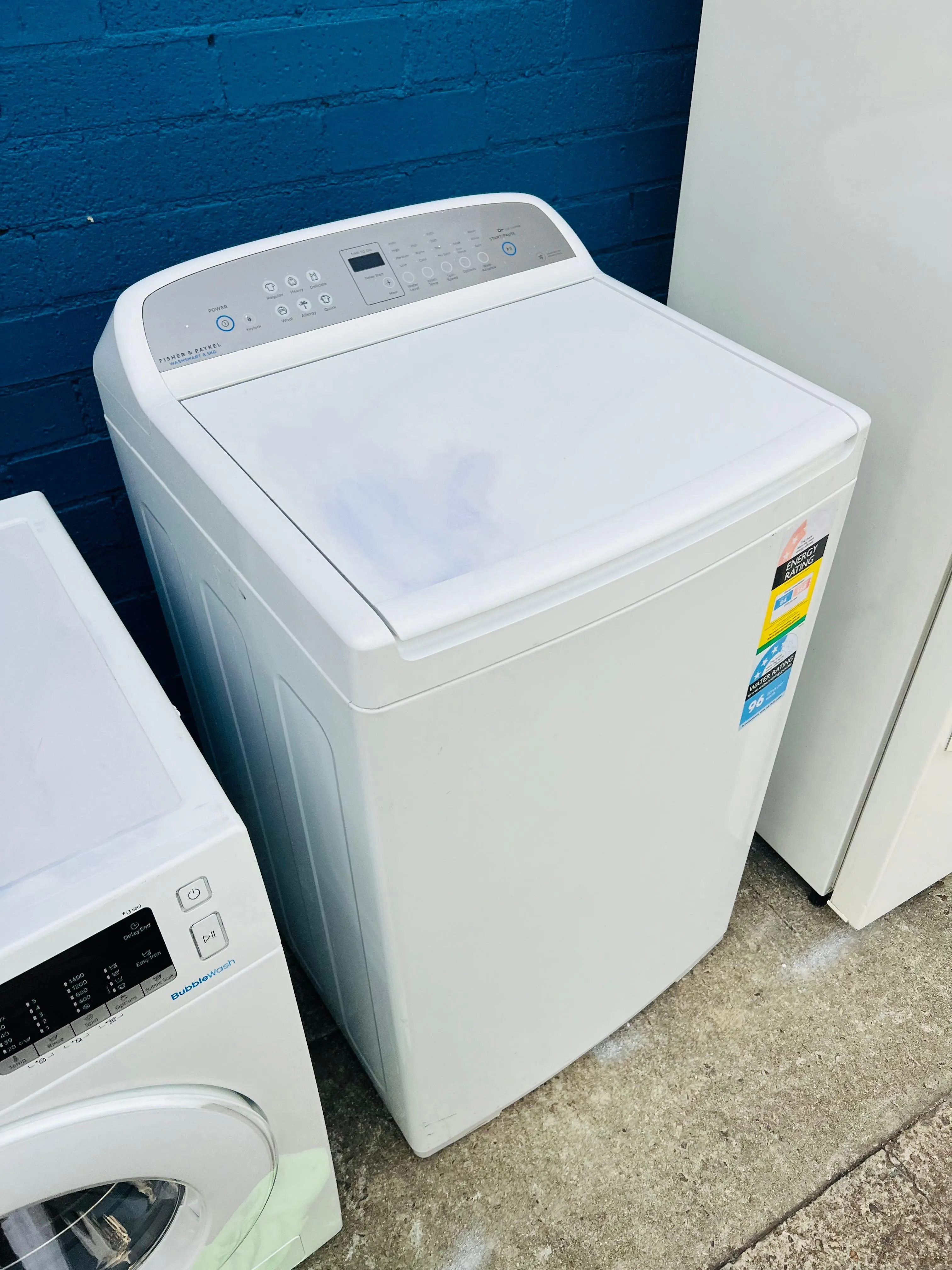 **FISHERS & PAYKEL 8.5 KGS TOP LOADER WASHING MACHINE**