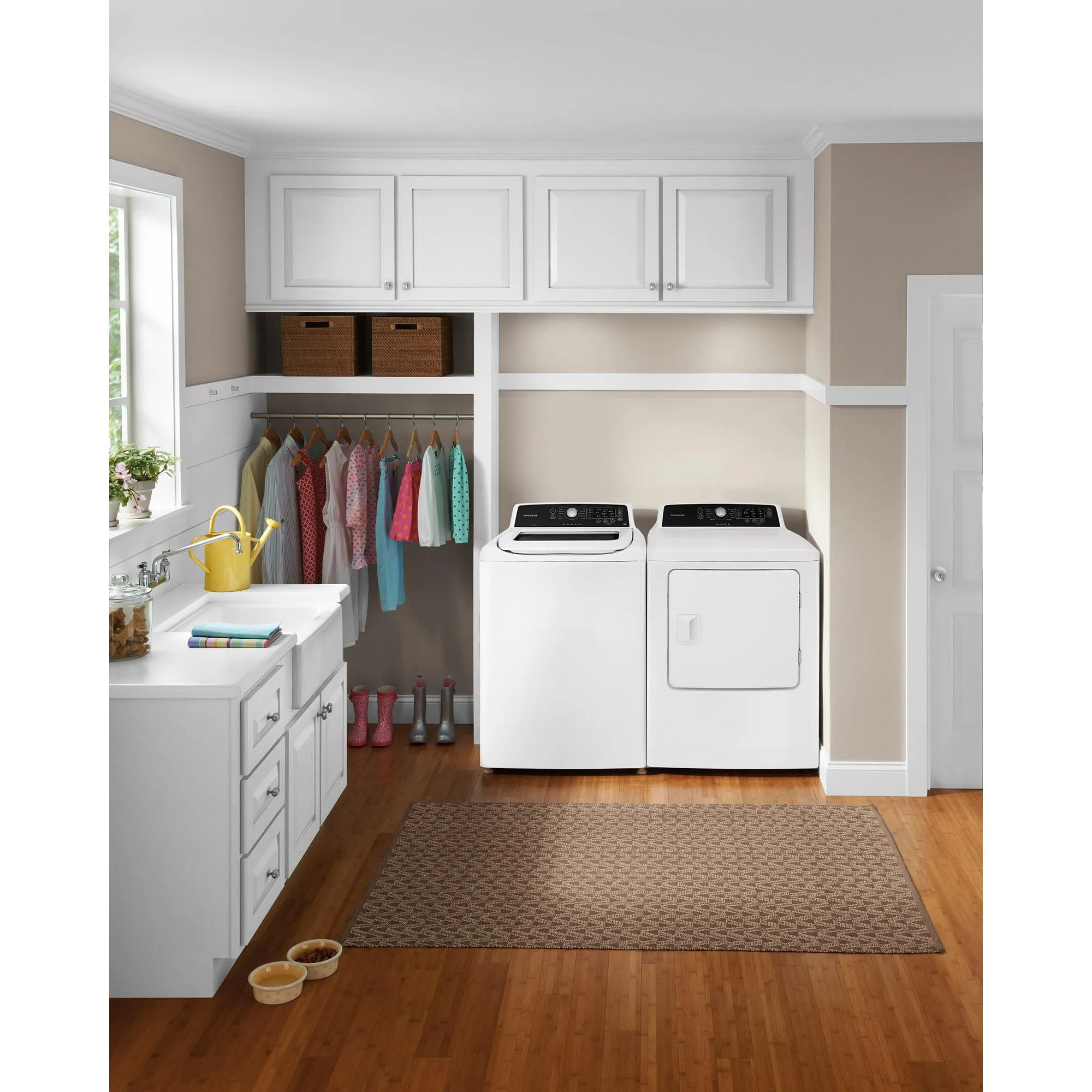 Frigidaire 4.7 cu. ft. Top Loading Washer FFTW4120SW