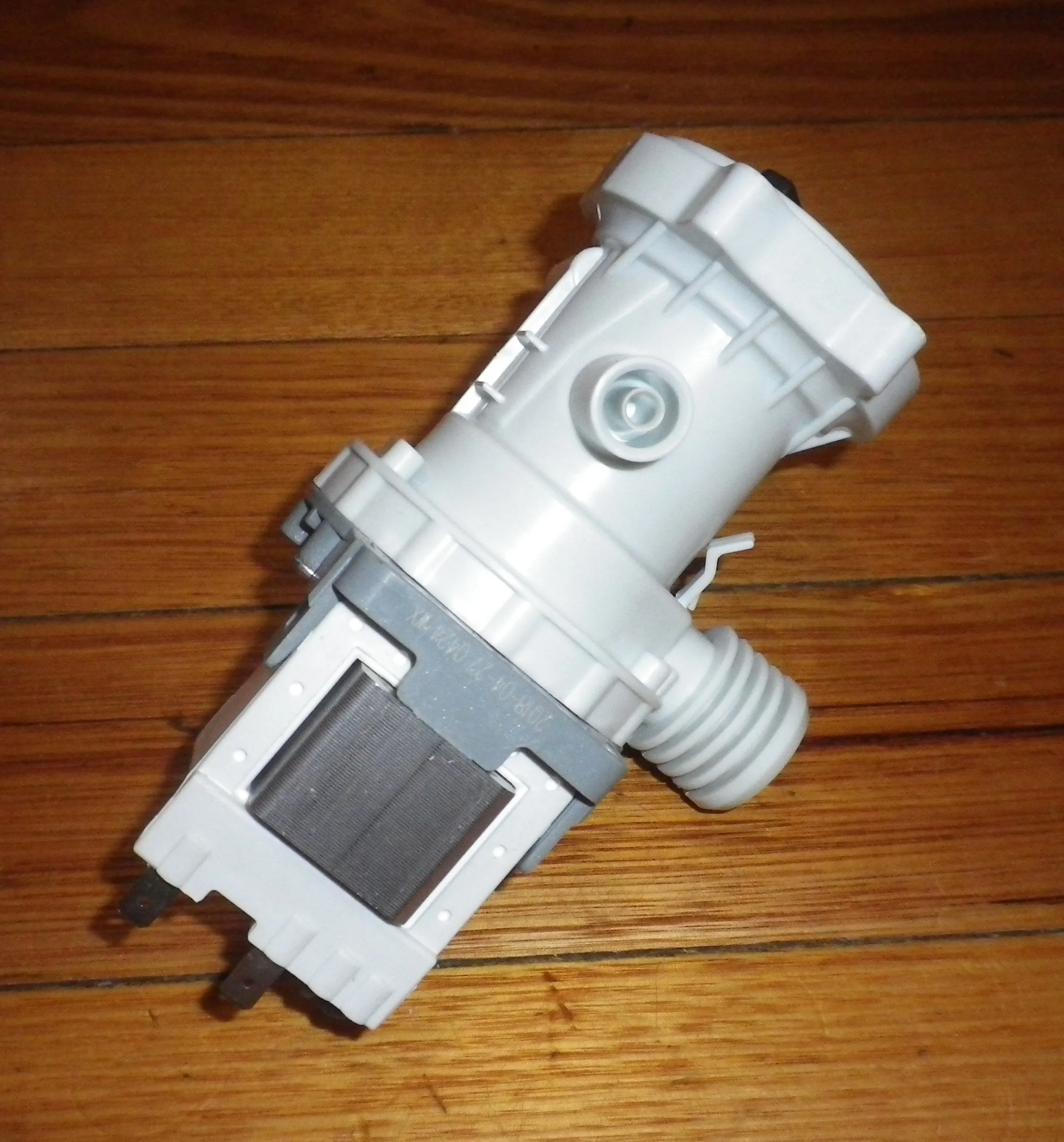 Front Loader Complete Pump Assembly suits Haier - Part # FIS-H0022150033660401G