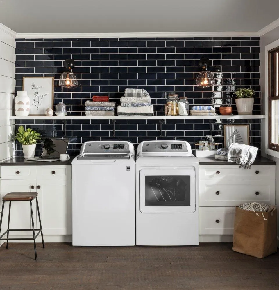 Ge Appliances GTW725BSNWS Ge 4.6 Cu. Ft. Capacity Washer With Sanitize W/Oxi And Flexdispense&#8482;