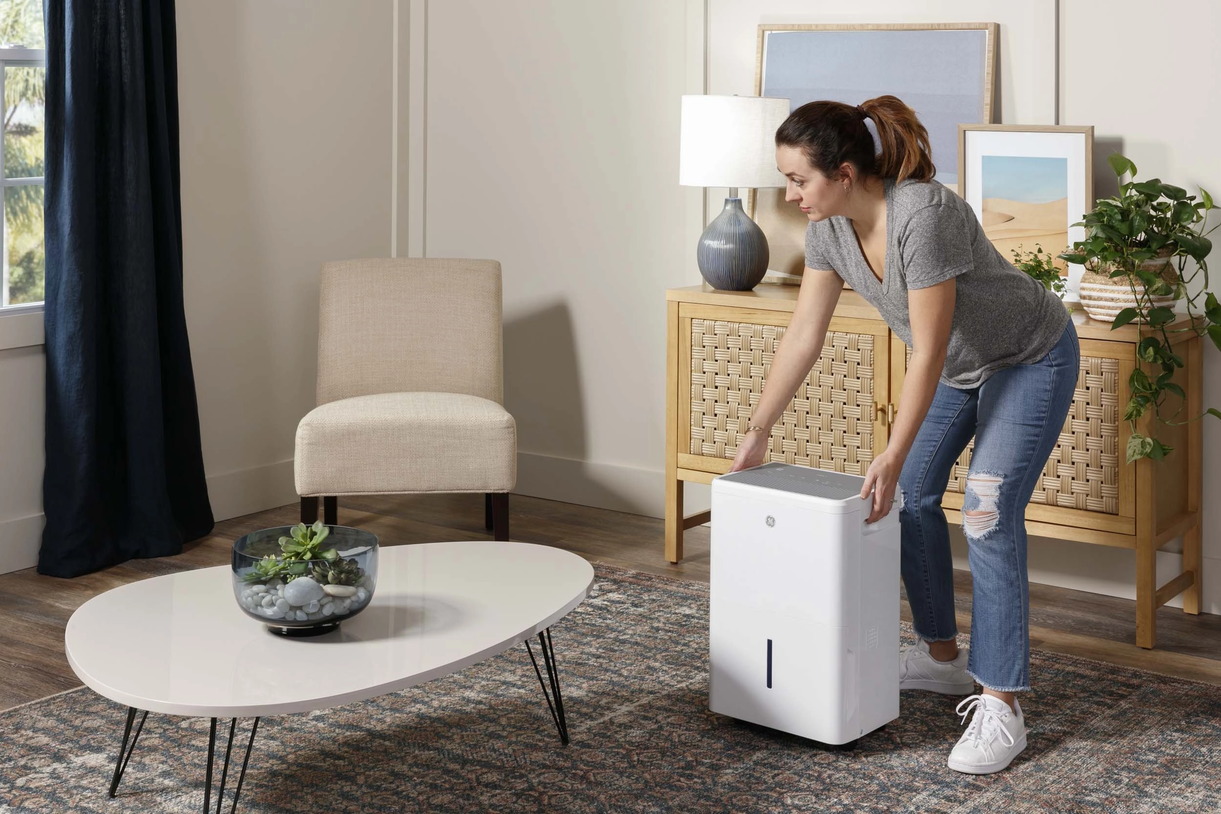 Ge Appliances ADYR35LC Ge Energy Star 35 Pint Portable Dehumidifier With Smart Dry For Very Damp Spaces