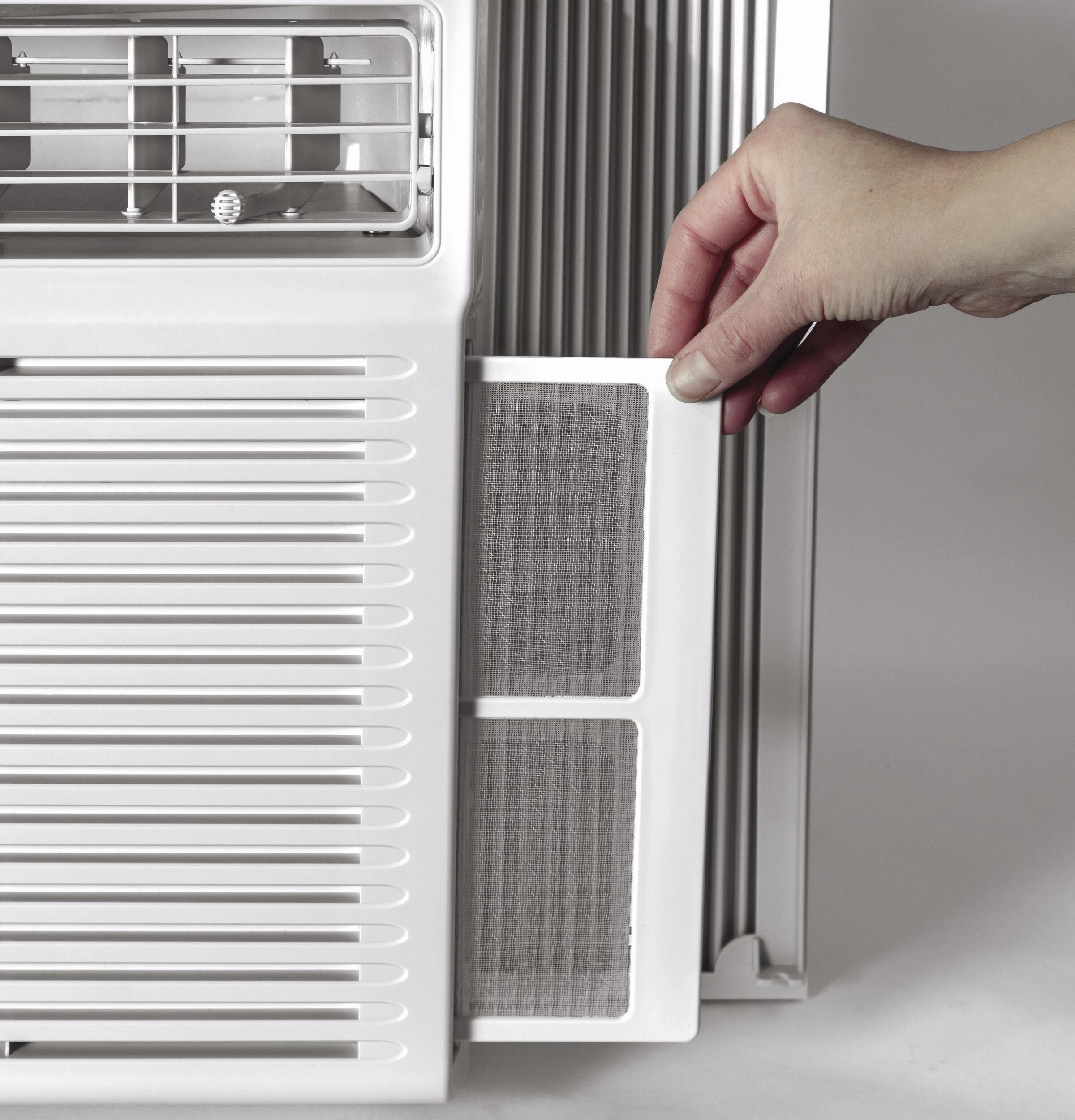 Ge Appliances AHE08AZ Ge 115 Volt Electronic Heat/Cool Room Air Conditioner