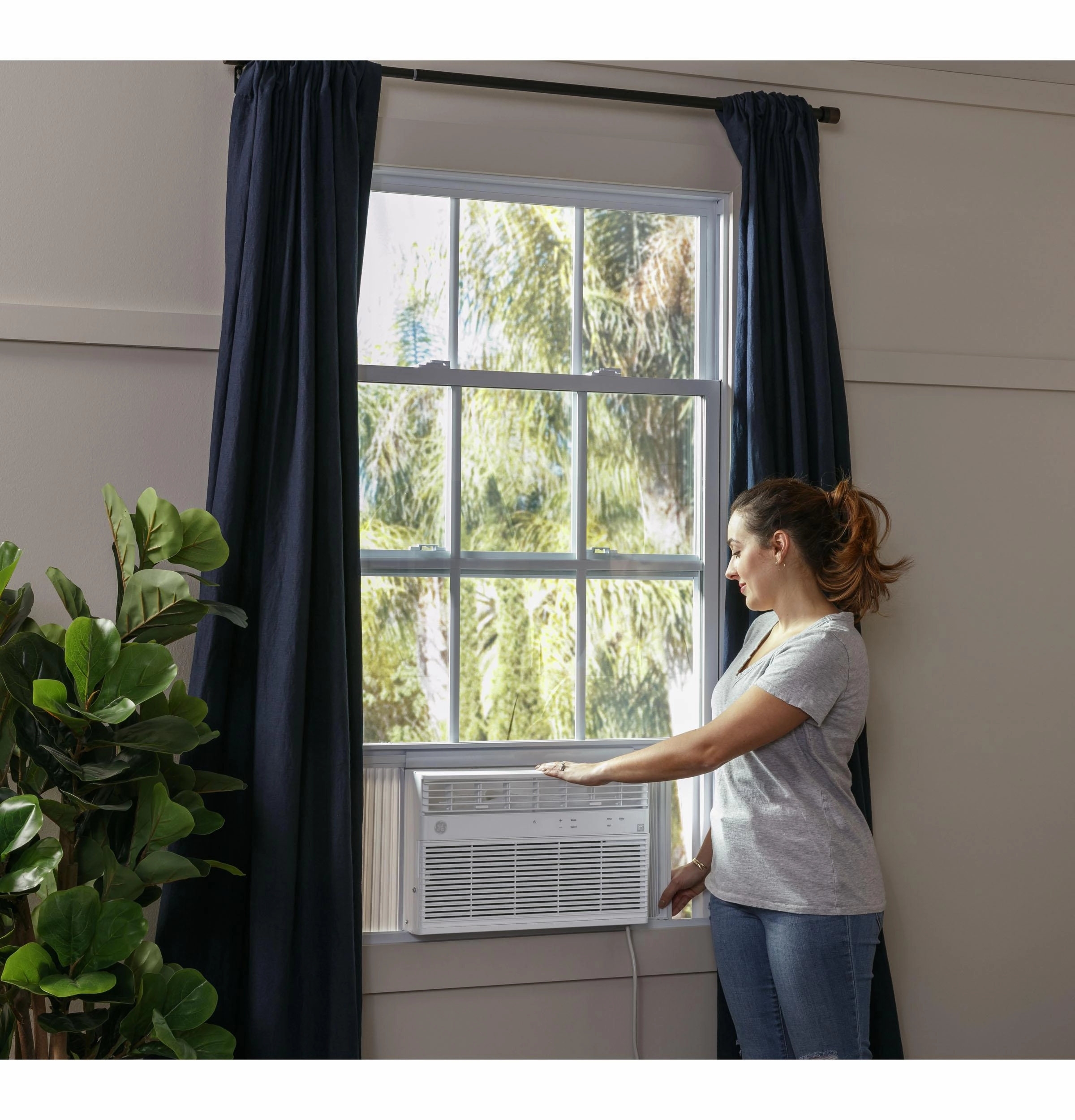 Ge Appliances AHE24DZ Ge 23,500 Btu Heat/Cool Electronic Window Air Conditioner For Extra-Large Rooms Up To 1,500 Sq. Ft.