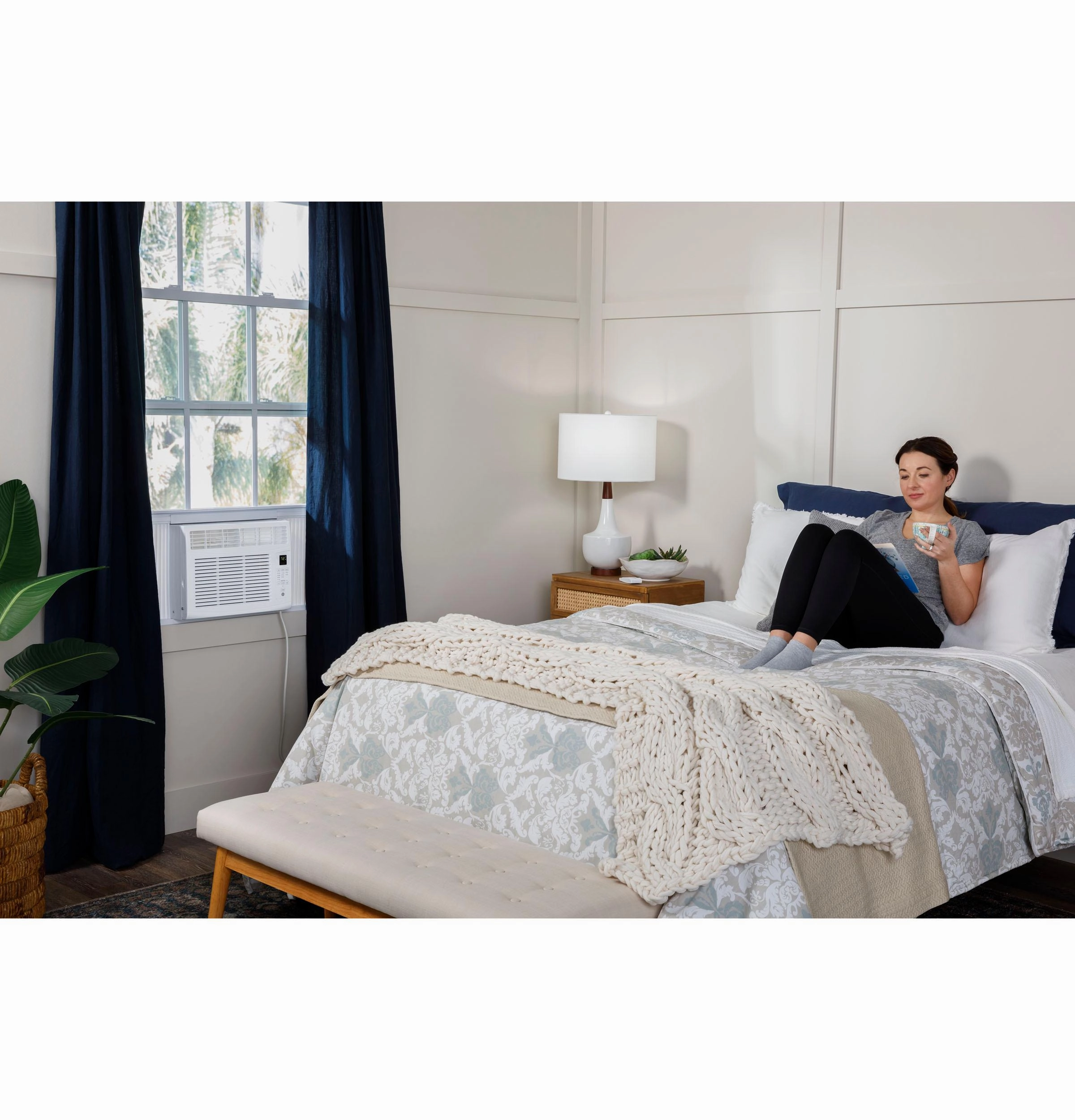 Ge Appliances AHW06LZ Ge 6,000 Btu Electronic Window Air Conditioner For Small Rooms Up To 250 Sq Ft.