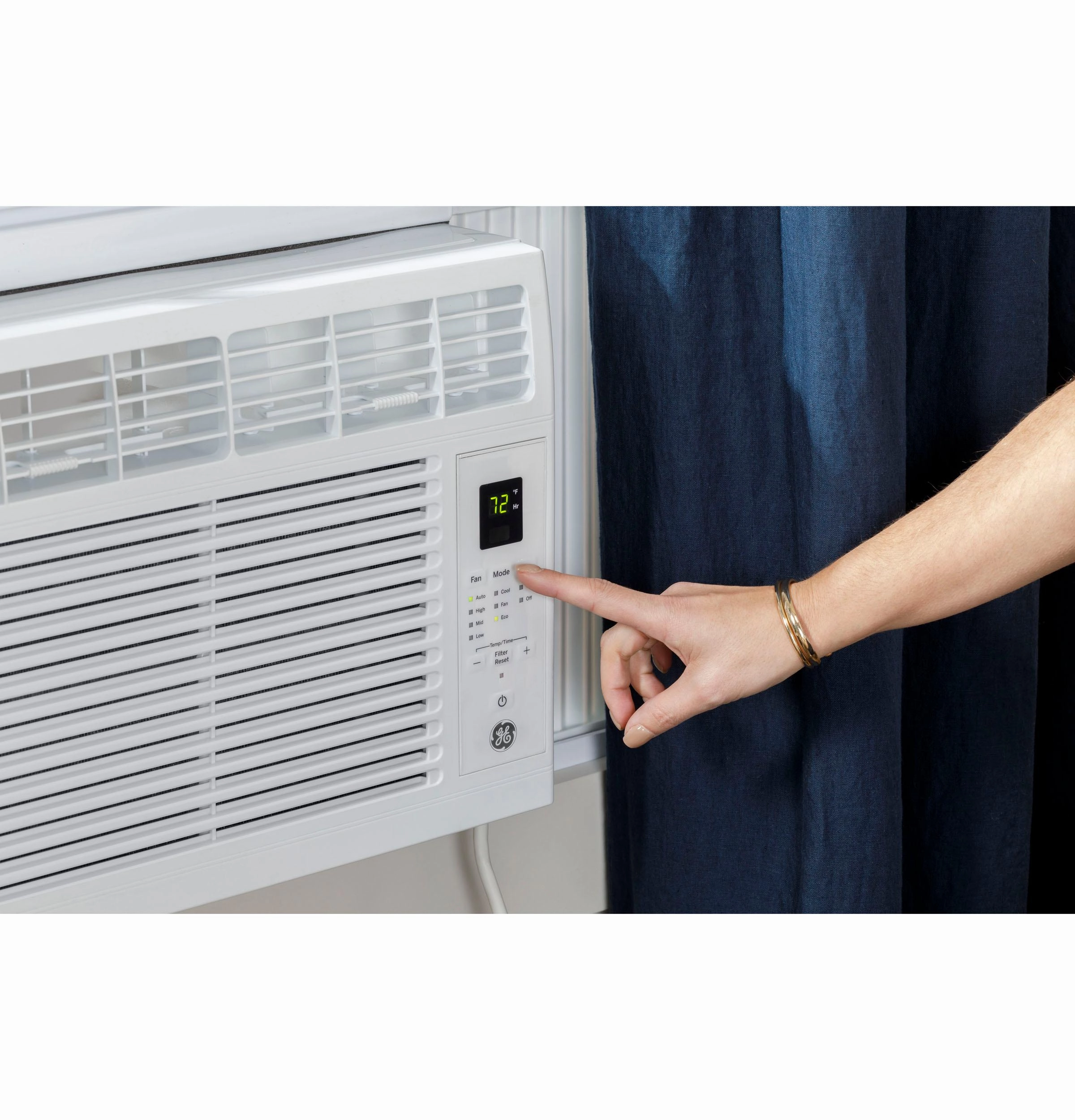 Ge Appliances AHW06LZ Ge 6,000 Btu Electronic Window Air Conditioner For Small Rooms Up To 250 Sq Ft.