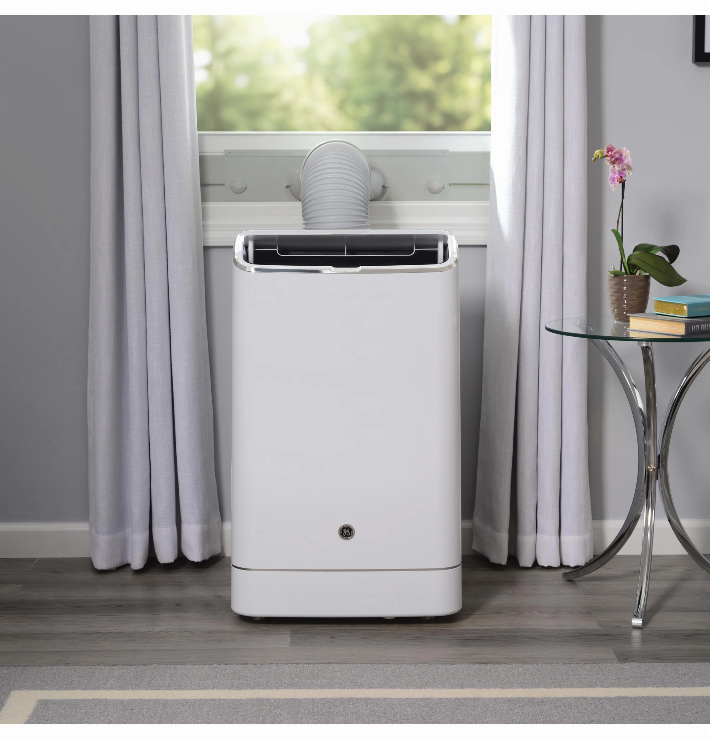 Ge Appliances APCA14YBMW Ge 14,000 Btu Portable Air Conditioner For Medium Rooms Up To 550 Sq Ft. (9,850 Btu Sacc)