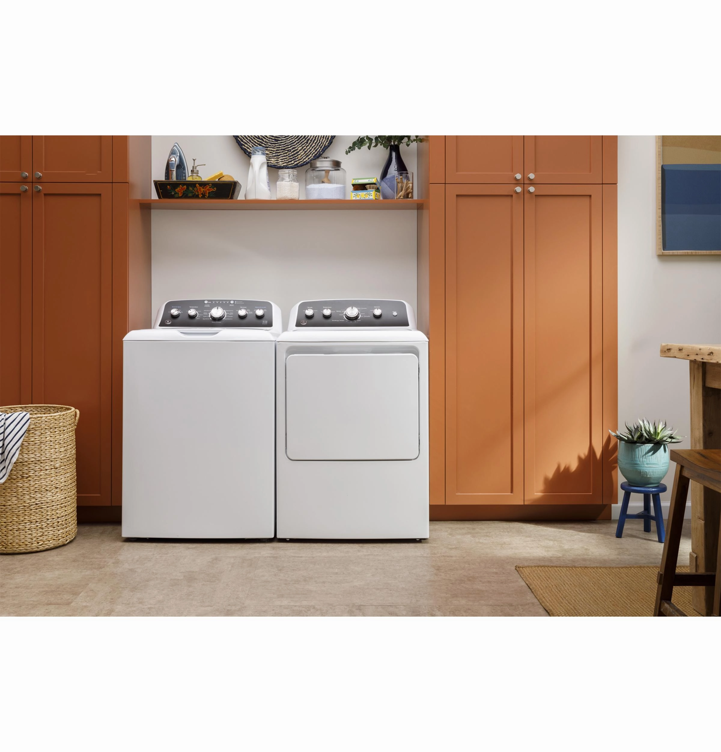 Ge Appliances ETD48EASWWB Ge 7.2 Cu. Ft. Capacity&#X00A0;Electric&#X00A0;Dryer&#X00A0;With Spanish Panel And Up To 120 Ft. Venting&#X200B;