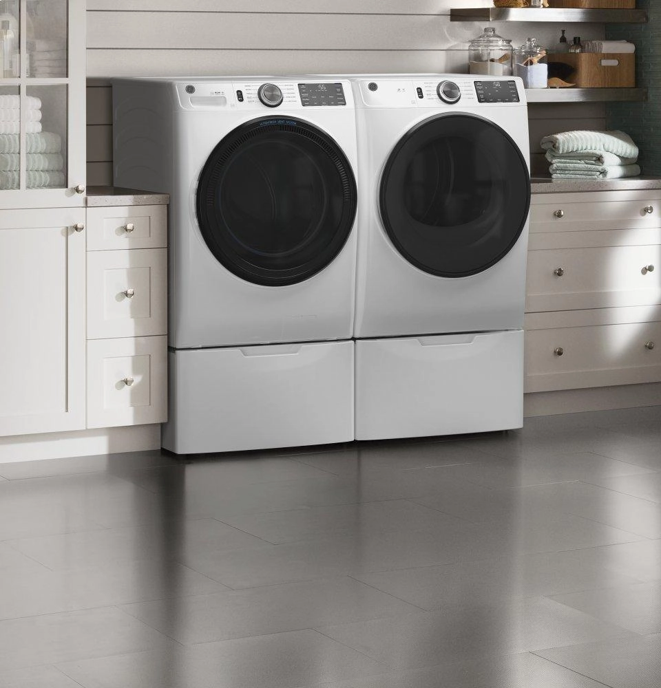 Ge Appliances GFD55GSSNWW Ge 7.8 Cu. Ft. Capacity Smart Front Load Gas Dryer With Sanitize Cycle
