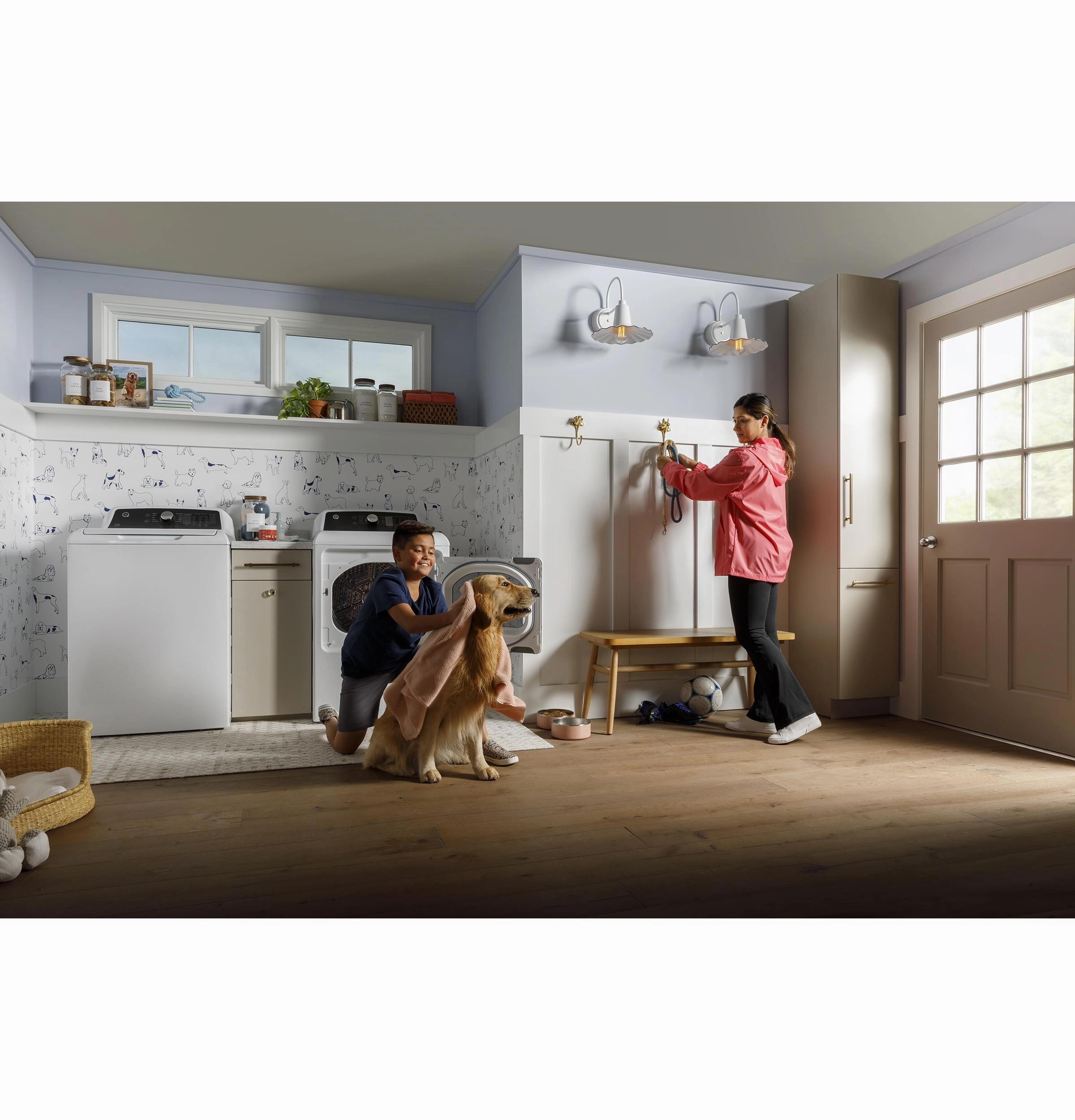 GE(R) 7.4 cu. ft. Capacity Electric&#x00A0;Dryer with Up To 120 ft. Venting&#x00A0;and&#x00A0;Sensor Dry - (GTD58EBSVWS)